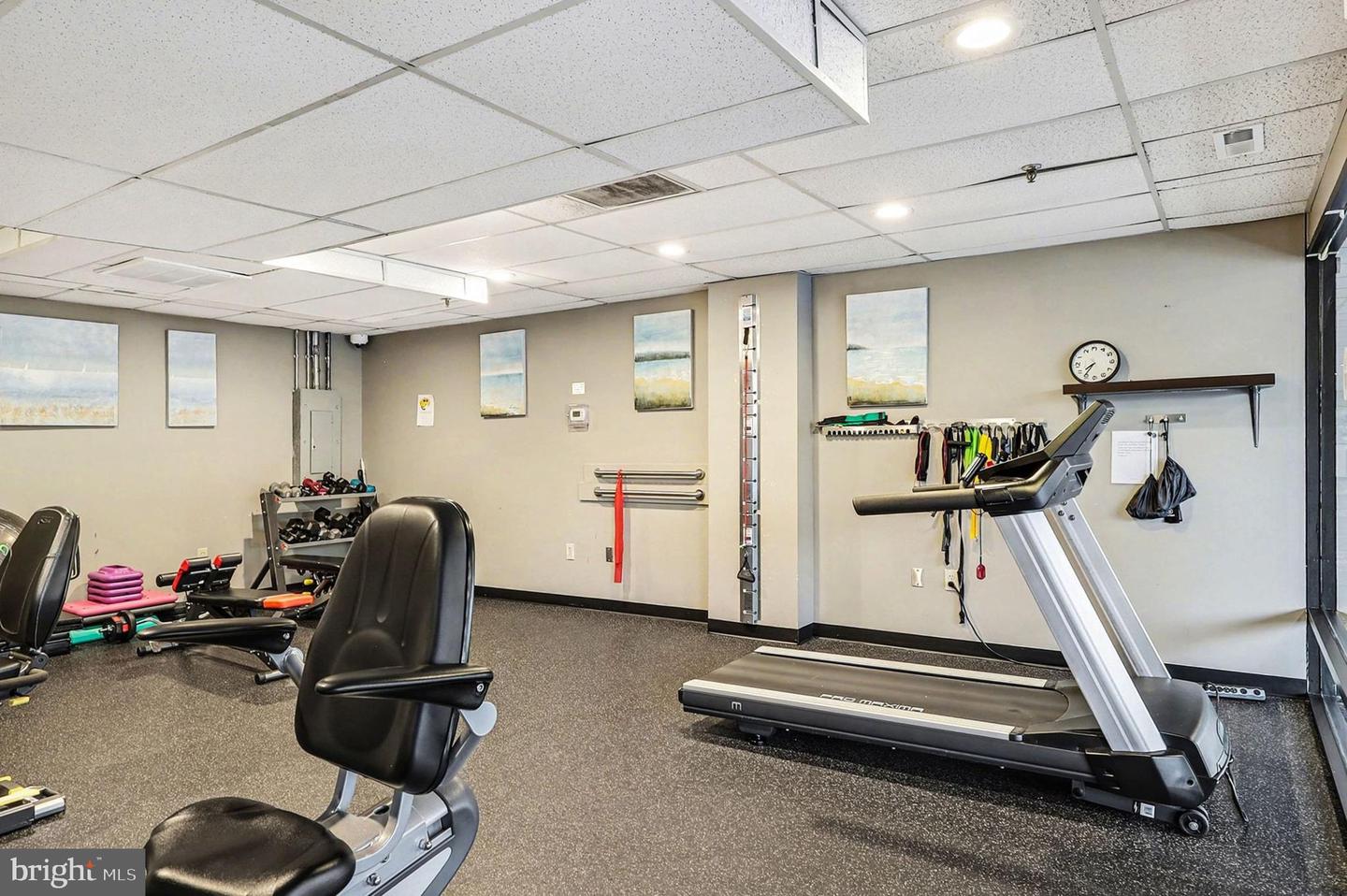 3800 POWELL LN #920, FALLS CHURCH, Virginia 22041, 2 Bedrooms Bedrooms, ,2 BathroomsBathrooms,Residential,For sale,3800 POWELL LN #920,VAFX2284632 MLS # VAFX2284632