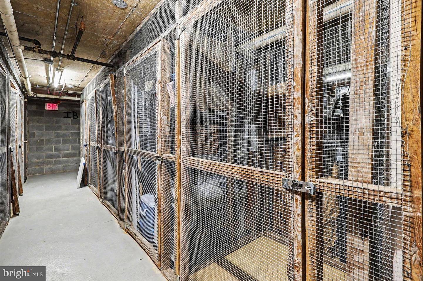 3800 POWELL LN #920, FALLS CHURCH, Virginia 22041, 2 Bedrooms Bedrooms, ,2 BathroomsBathrooms,Residential,For sale,3800 POWELL LN #920,VAFX2284632 MLS # VAFX2284632