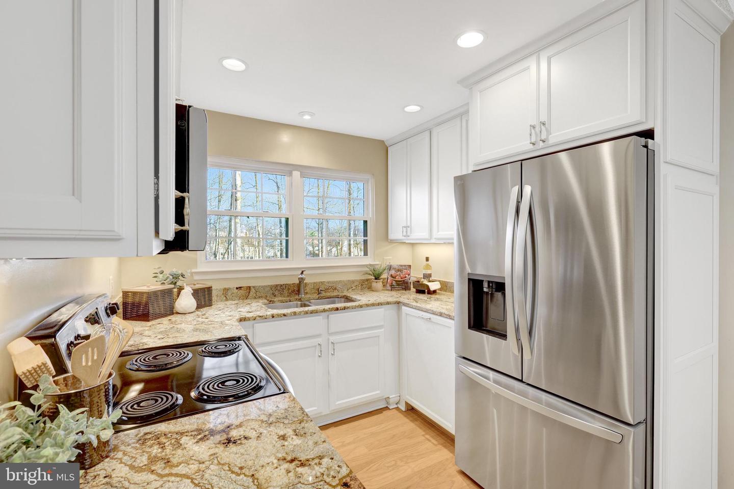 3802 GREEN RIDGE CT #202, FAIRFAX, Virginia 22033, 2 Bedrooms Bedrooms, ,2 BathroomsBathrooms,Residential,For sale,3802 GREEN RIDGE CT #202,VAFX2284708 MLS # VAFX2284708 3802 GREEN RIDGE CT #202, FAIRFAX, Virginia 22033, 2 Bedrooms Bedrooms, ,2 BathroomsBathrooms,Residential,For sale,3802 GREEN RIDGE CT #202,VAFX2284708 MLS # VAFX2284708