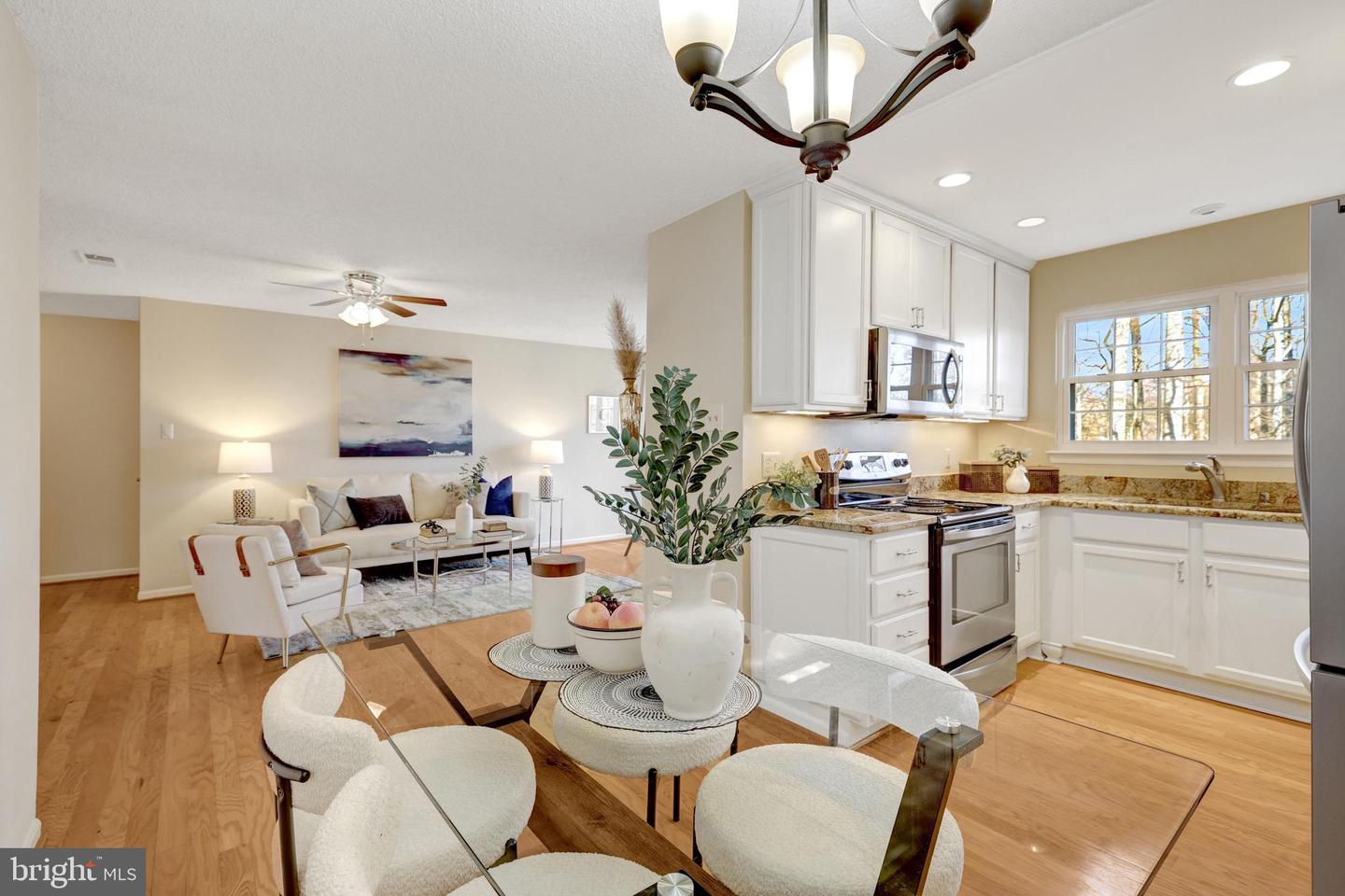 3802 GREEN RIDGE CT #202, FAIRFAX, Virginia 22033, 2 Bedrooms Bedrooms, ,2 BathroomsBathrooms,Residential,For sale,3802 GREEN RIDGE CT #202,VAFX2284708 MLS # VAFX2284708 3802 GREEN RIDGE CT #202, FAIRFAX, Virginia 22033, 2 Bedrooms Bedrooms, ,2 BathroomsBathrooms,Residential,For sale,3802 GREEN RIDGE CT #202,VAFX2284708 MLS # VAFX2284708