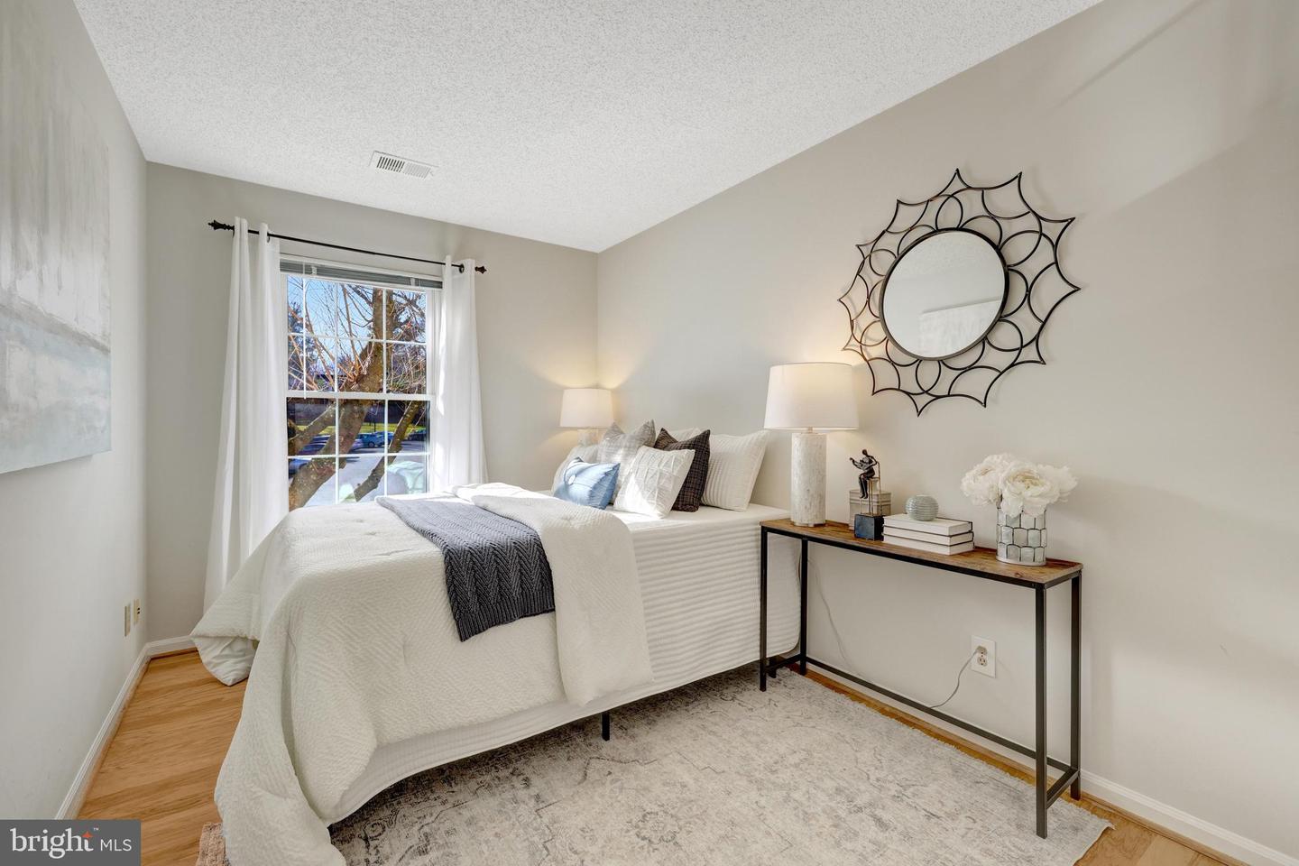 3802 GREEN RIDGE CT #202, FAIRFAX, Virginia 22033, 2 Bedrooms Bedrooms, ,2 BathroomsBathrooms,Residential,For sale,3802 GREEN RIDGE CT #202,VAFX2284708 MLS # VAFX2284708 3802 GREEN RIDGE CT #202, FAIRFAX, Virginia 22033, 2 Bedrooms Bedrooms, ,2 BathroomsBathrooms,Residential,For sale,3802 GREEN RIDGE CT #202,VAFX2284708 MLS # VAFX2284708