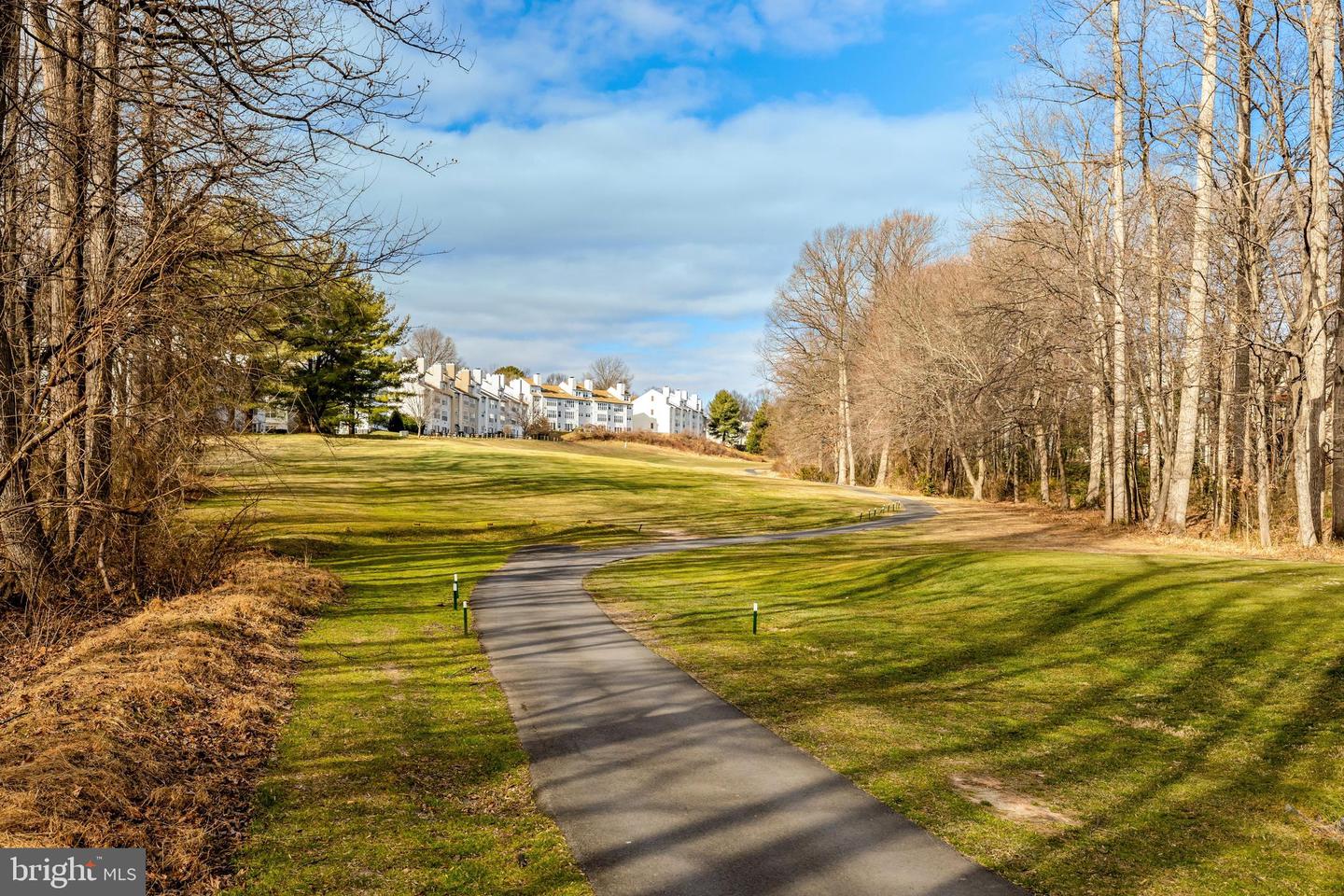 3802 GREEN RIDGE CT #202, FAIRFAX, Virginia 22033, 2 Bedrooms Bedrooms, ,2 BathroomsBathrooms,Residential,For sale,3802 GREEN RIDGE CT #202,VAFX2284708 MLS # VAFX2284708 3802 GREEN RIDGE CT #202, FAIRFAX, Virginia 22033, 2 Bedrooms Bedrooms, ,2 BathroomsBathrooms,Residential,For sale,3802 GREEN RIDGE CT #202,VAFX2284708 MLS # VAFX2284708