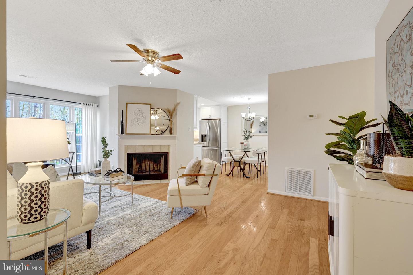 3802 GREEN RIDGE CT #202, FAIRFAX, Virginia 22033, 2 Bedrooms Bedrooms, ,2 BathroomsBathrooms,Residential,For sale,3802 GREEN RIDGE CT #202,VAFX2284708 MLS # VAFX2284708 3802 GREEN RIDGE CT #202, FAIRFAX, Virginia 22033, 2 Bedrooms Bedrooms, ,2 BathroomsBathrooms,Residential,For sale,3802 GREEN RIDGE CT #202,VAFX2284708 MLS # VAFX2284708