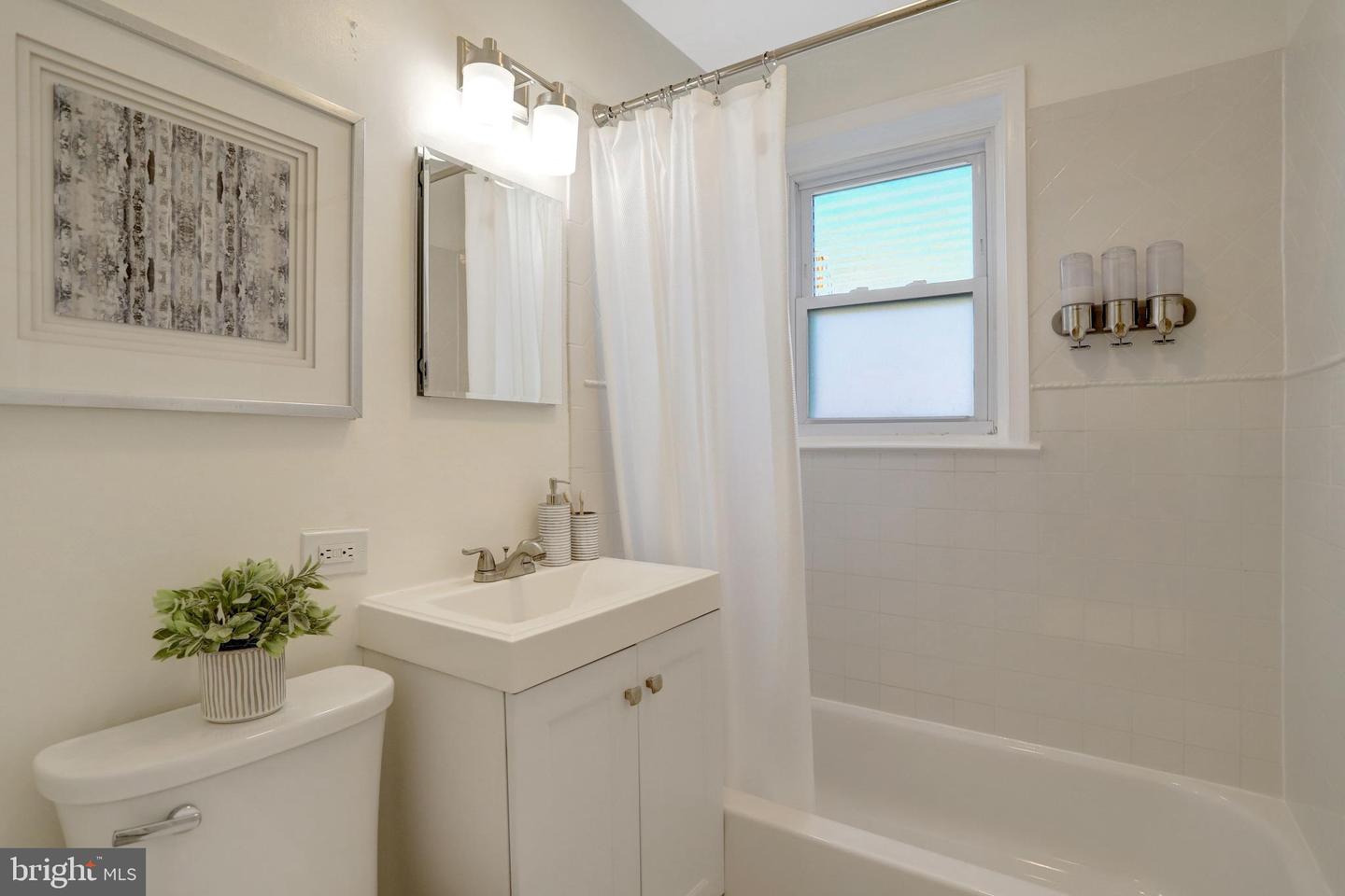 2137 S POLLARD ST, ARLINGTON, Virginia 22204, 2 Bedrooms Bedrooms, ,2 BathroomsBathrooms,Residential,For sale,2137 S POLLARD ST,VAAR2067526 MLS # VAAR2067526 2137 S POLLARD ST, ARLINGTON, Virginia 22204, 2 Bedrooms Bedrooms, ,2 BathroomsBathrooms,Residential,For sale,2137 S POLLARD ST,VAAR2067526 MLS # VAAR2067526