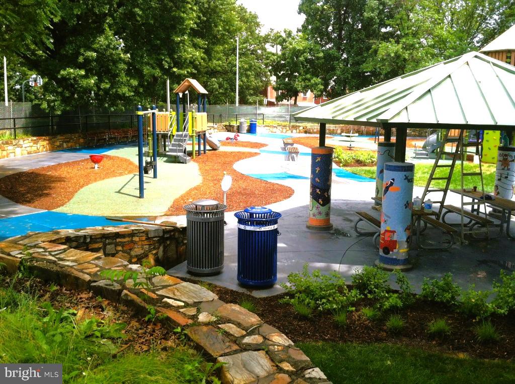 2137 S POLLARD ST, ARLINGTON, Virginia 22204, 2 Bedrooms Bedrooms, ,2 BathroomsBathrooms,Residential,For sale,2137 S POLLARD ST,VAAR2067526 MLS # VAAR2067526 2137 S POLLARD ST, ARLINGTON, Virginia 22204, 2 Bedrooms Bedrooms, ,2 BathroomsBathrooms,Residential,For sale,2137 S POLLARD ST,VAAR2067526 MLS # VAAR2067526