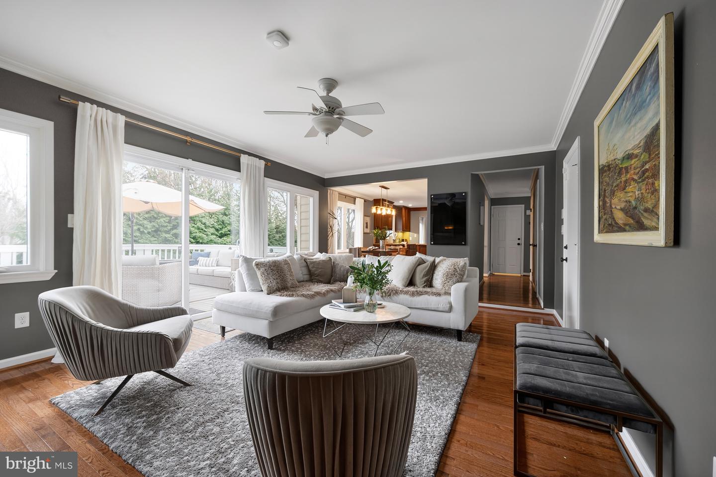 6027 REDWOOD LN, ALEXANDRIA, Virginia 22310, 5 Bedrooms Bedrooms, ,3 BathroomsBathrooms,Residential,For sale,6027 REDWOOD LN,VAFX2284936 MLS # VAFX2284936