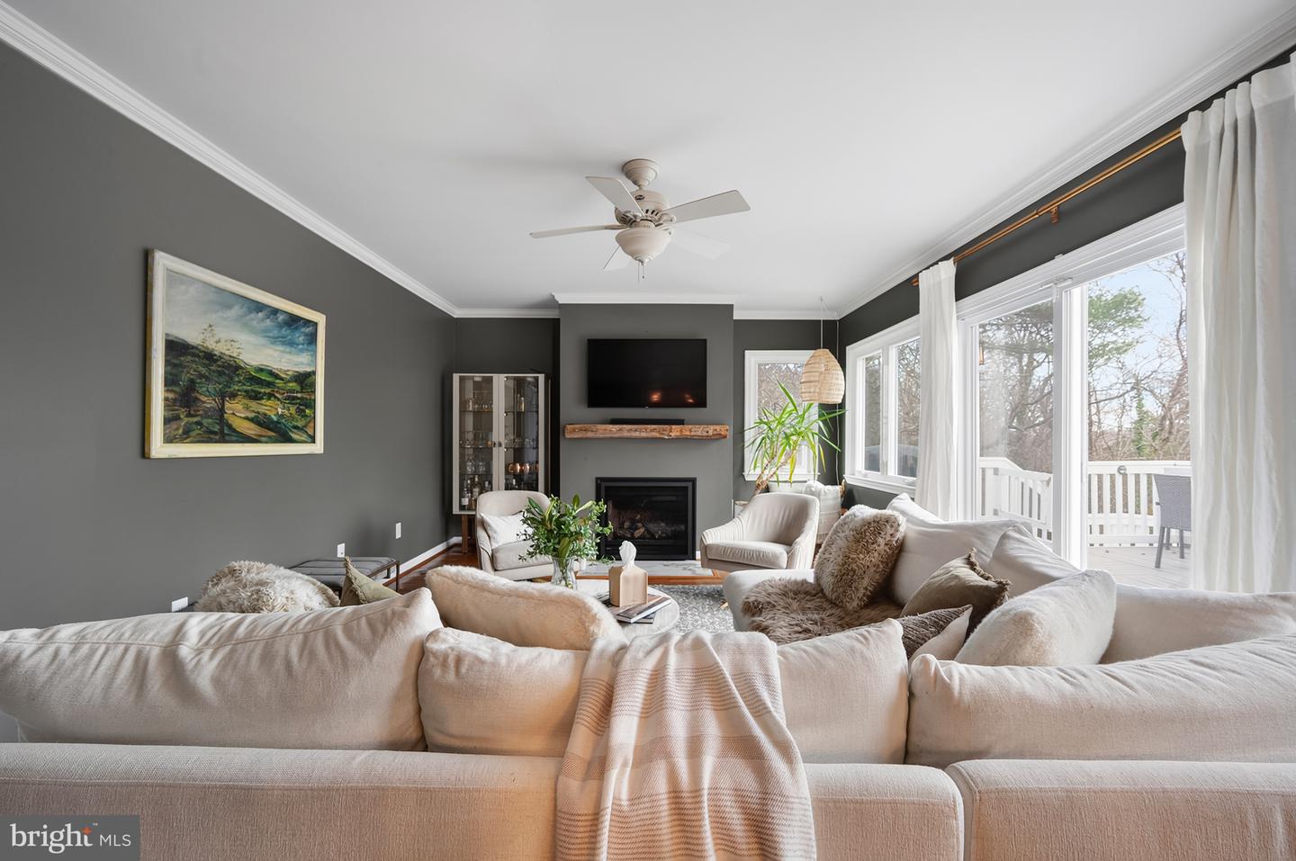 6027 REDWOOD LN, ALEXANDRIA, Virginia 22310, 5 Bedrooms Bedrooms, ,3 BathroomsBathrooms,Residential,For sale,6027 REDWOOD LN,VAFX2284936 MLS # VAFX2284936