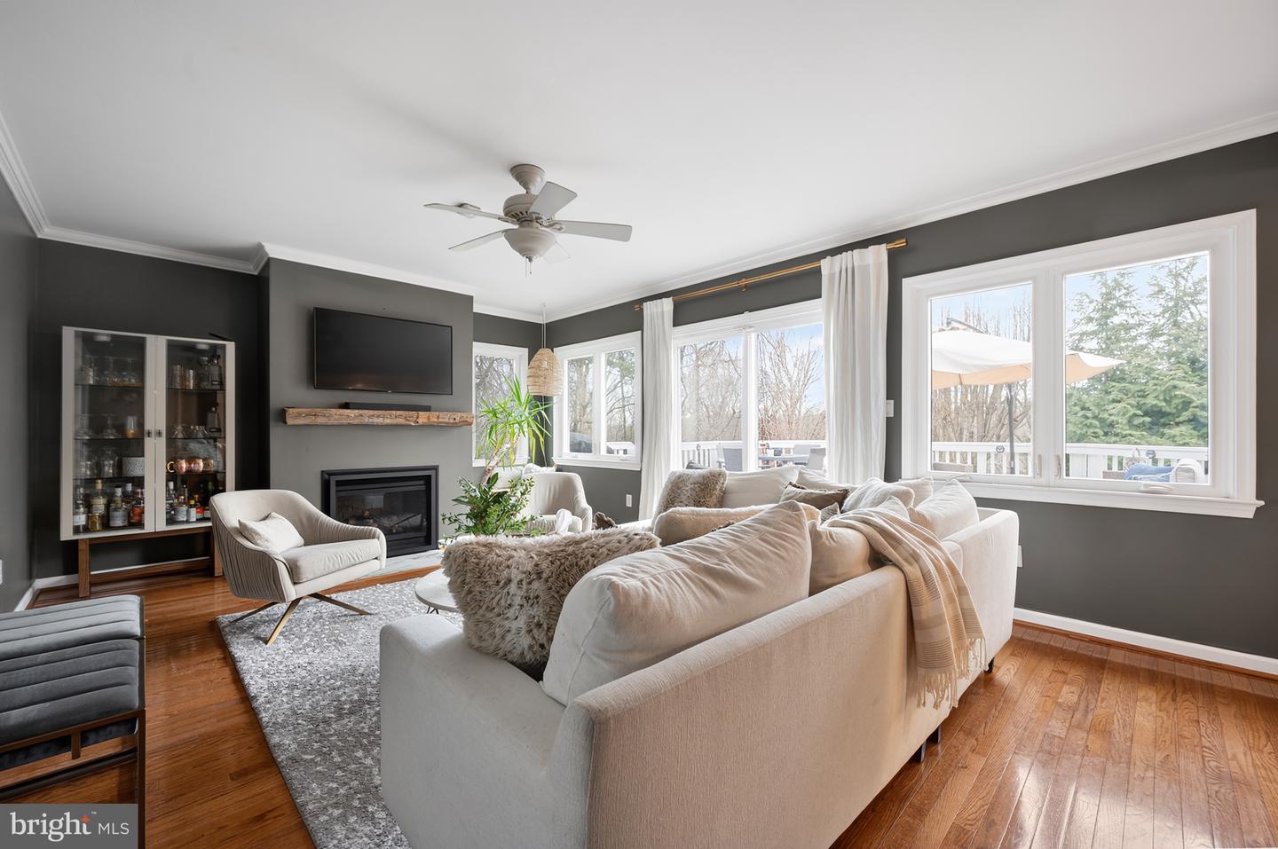 6027 REDWOOD LN, ALEXANDRIA, Virginia 22310, 5 Bedrooms Bedrooms, ,3 BathroomsBathrooms,Residential,For sale,6027 REDWOOD LN,VAFX2284936 MLS # VAFX2284936