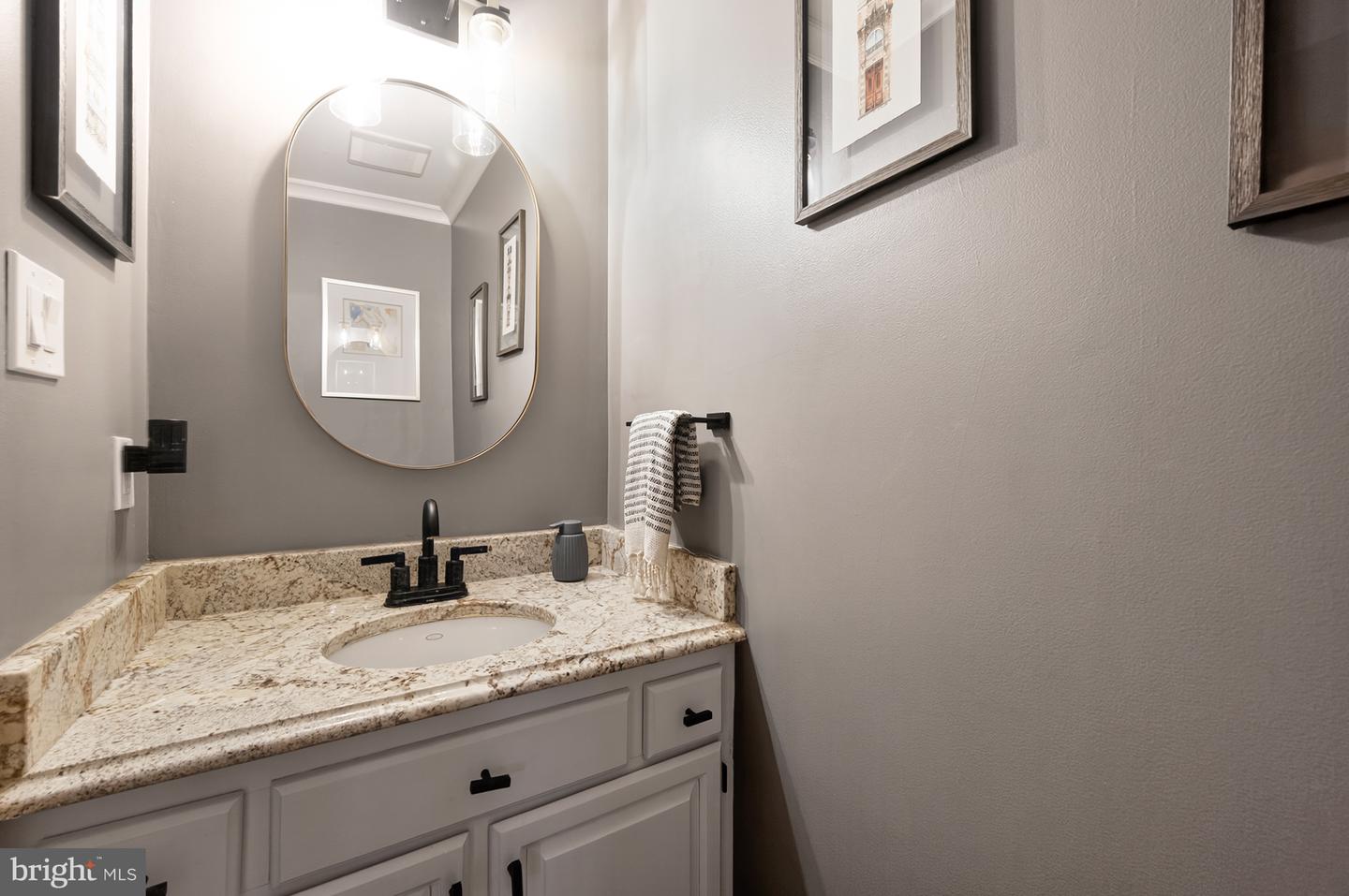 6027 REDWOOD LN, ALEXANDRIA, Virginia 22310, 5 Bedrooms Bedrooms, ,3 BathroomsBathrooms,Residential,For sale,6027 REDWOOD LN,VAFX2284936 MLS # VAFX2284936