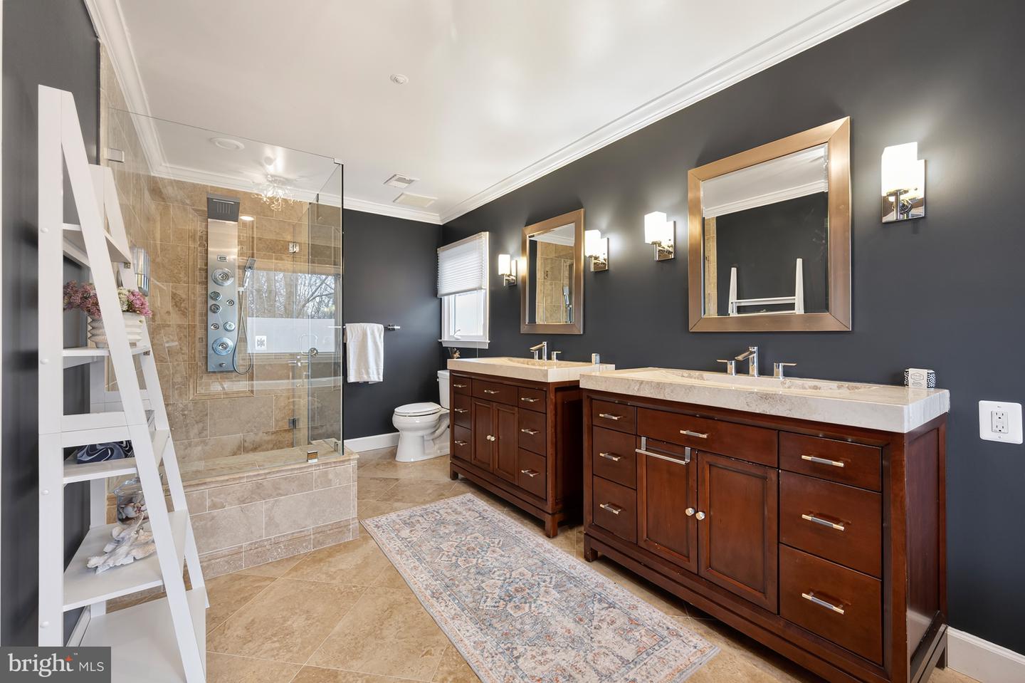 6027 REDWOOD LN, ALEXANDRIA, Virginia 22310, 5 Bedrooms Bedrooms, ,3 BathroomsBathrooms,Residential,For sale,6027 REDWOOD LN,VAFX2284936 MLS # VAFX2284936