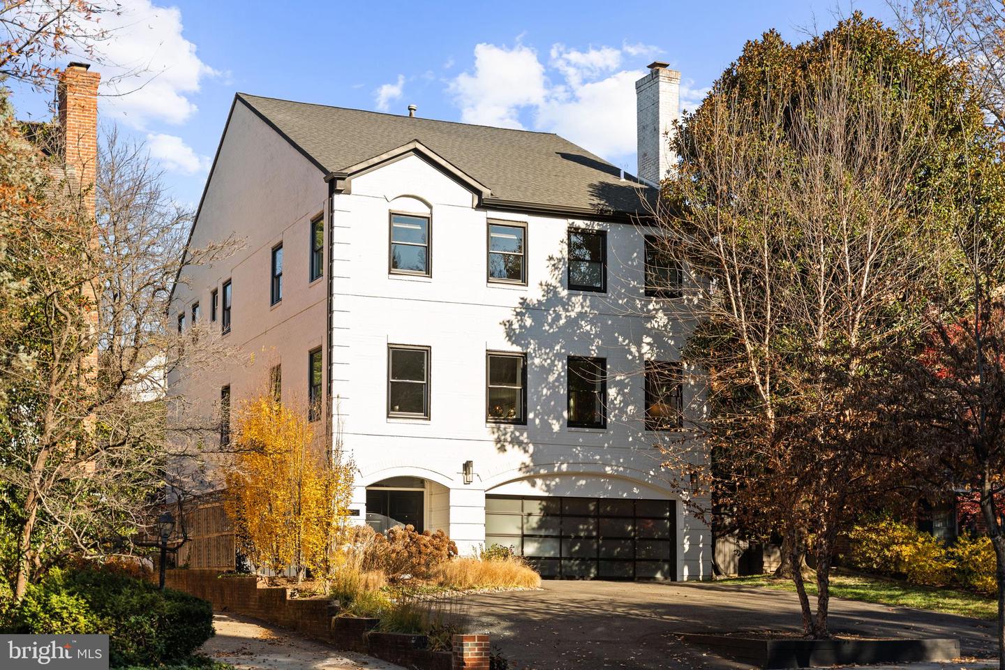 4725 MASSACHUSETTS AVE NW, WASHINGTON, District Of Columbia 20016, 6 Bedrooms Bedrooms, ,4 BathroomsBathrooms,Residential,For sale,4725 MASSACHUSETTS AVE NW,DCDC2240678 MLS # DCDC2240678