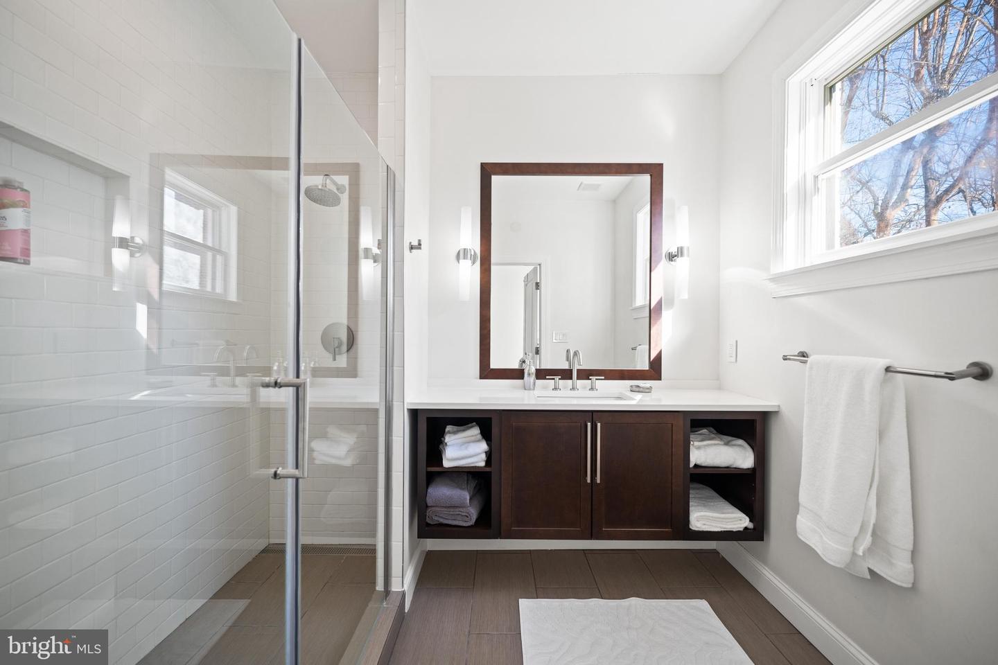 4725 MASSACHUSETTS AVE NW, WASHINGTON, District Of Columbia 20016, 6 Bedrooms Bedrooms, ,4 BathroomsBathrooms,Residential,For sale,4725 MASSACHUSETTS AVE NW,DCDC2240678 MLS # DCDC2240678