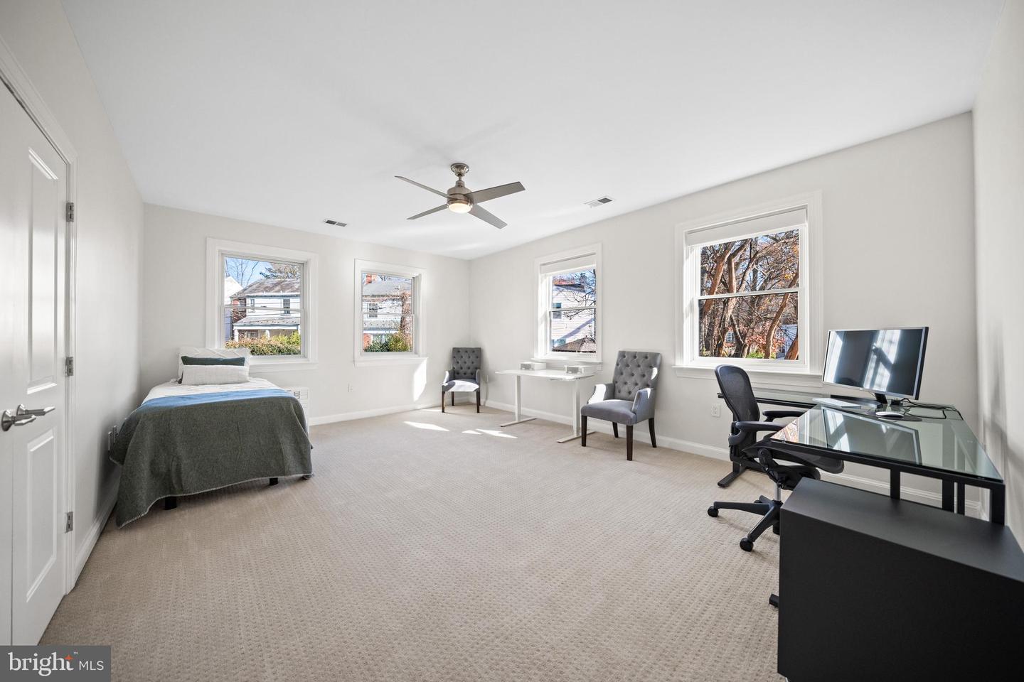 4725 MASSACHUSETTS AVE NW, WASHINGTON, District Of Columbia 20016, 6 Bedrooms Bedrooms, ,4 BathroomsBathrooms,Residential,For sale,4725 MASSACHUSETTS AVE NW,DCDC2240678 MLS # DCDC2240678