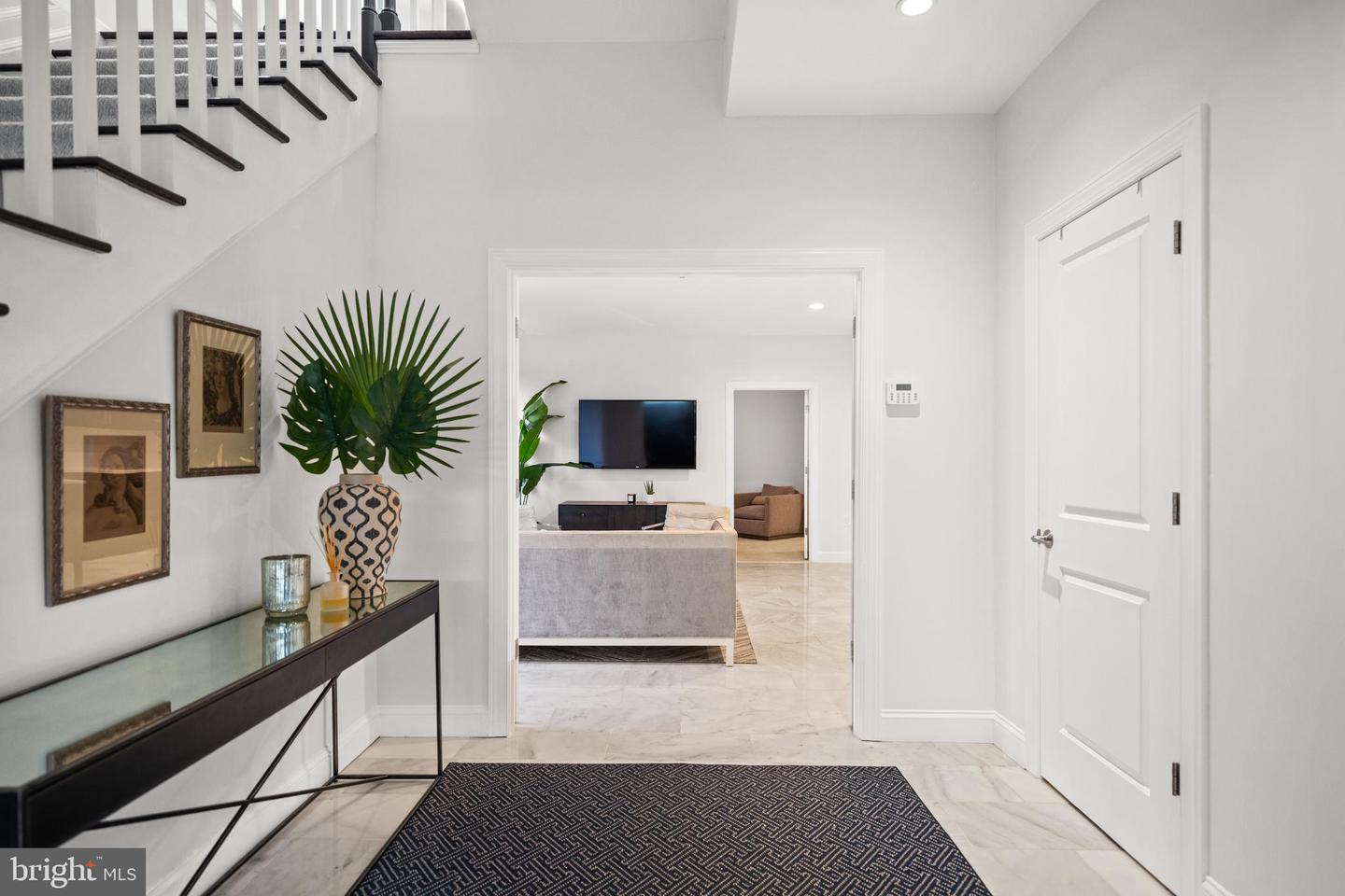 4725 MASSACHUSETTS AVE NW, WASHINGTON, District Of Columbia 20016, 6 Bedrooms Bedrooms, ,4 BathroomsBathrooms,Residential,For sale,4725 MASSACHUSETTS AVE NW,DCDC2240678 MLS # DCDC2240678