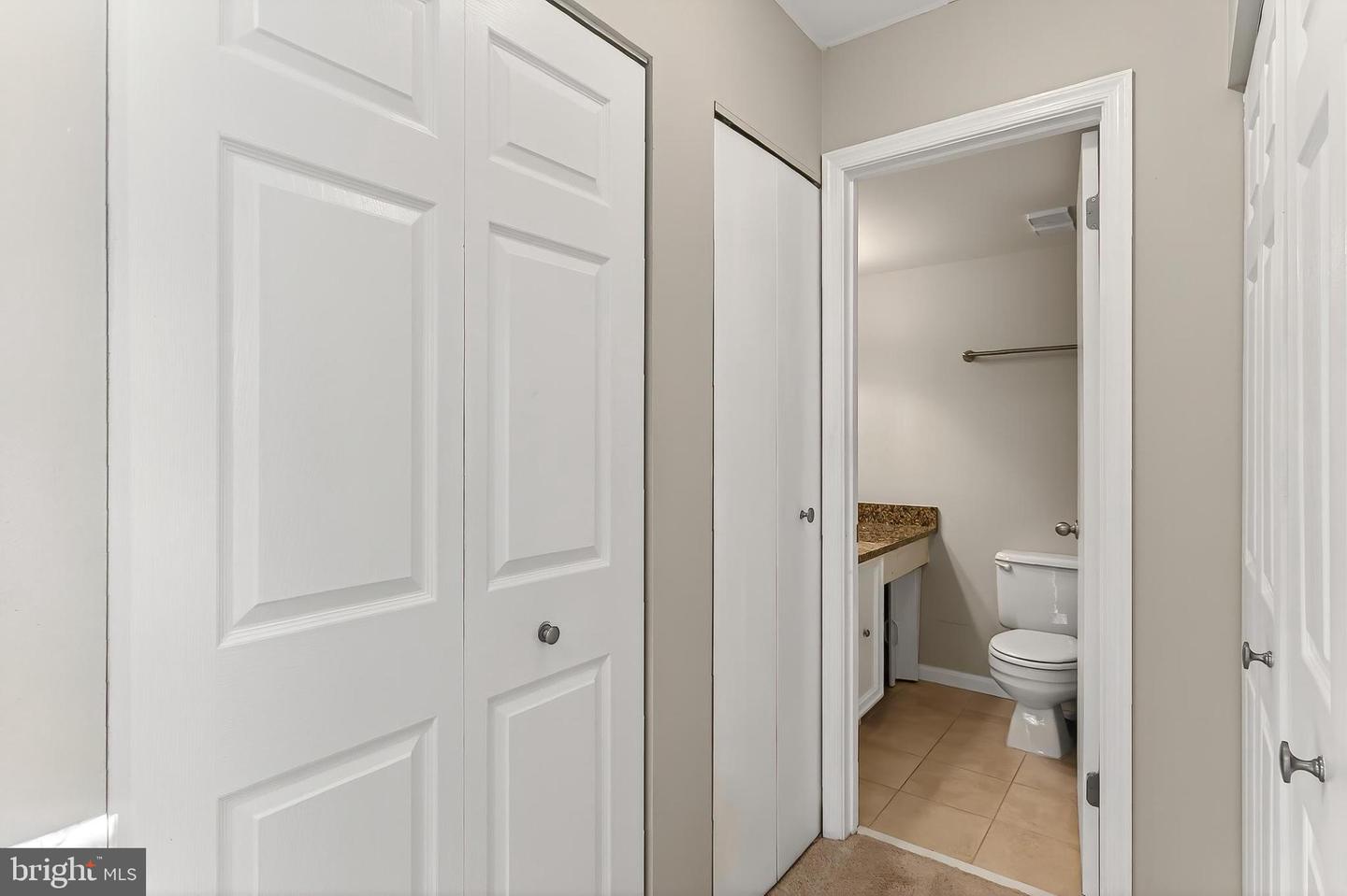 5833 COVE LANDING RD #304, BURKE, Virginia 22015, 2 Bedrooms Bedrooms, 7 Rooms Rooms,2 BathroomsBathrooms,Residential,For sale,5833 COVE LANDING RD #304,VAFX2285130 MLS # VAFX2285130