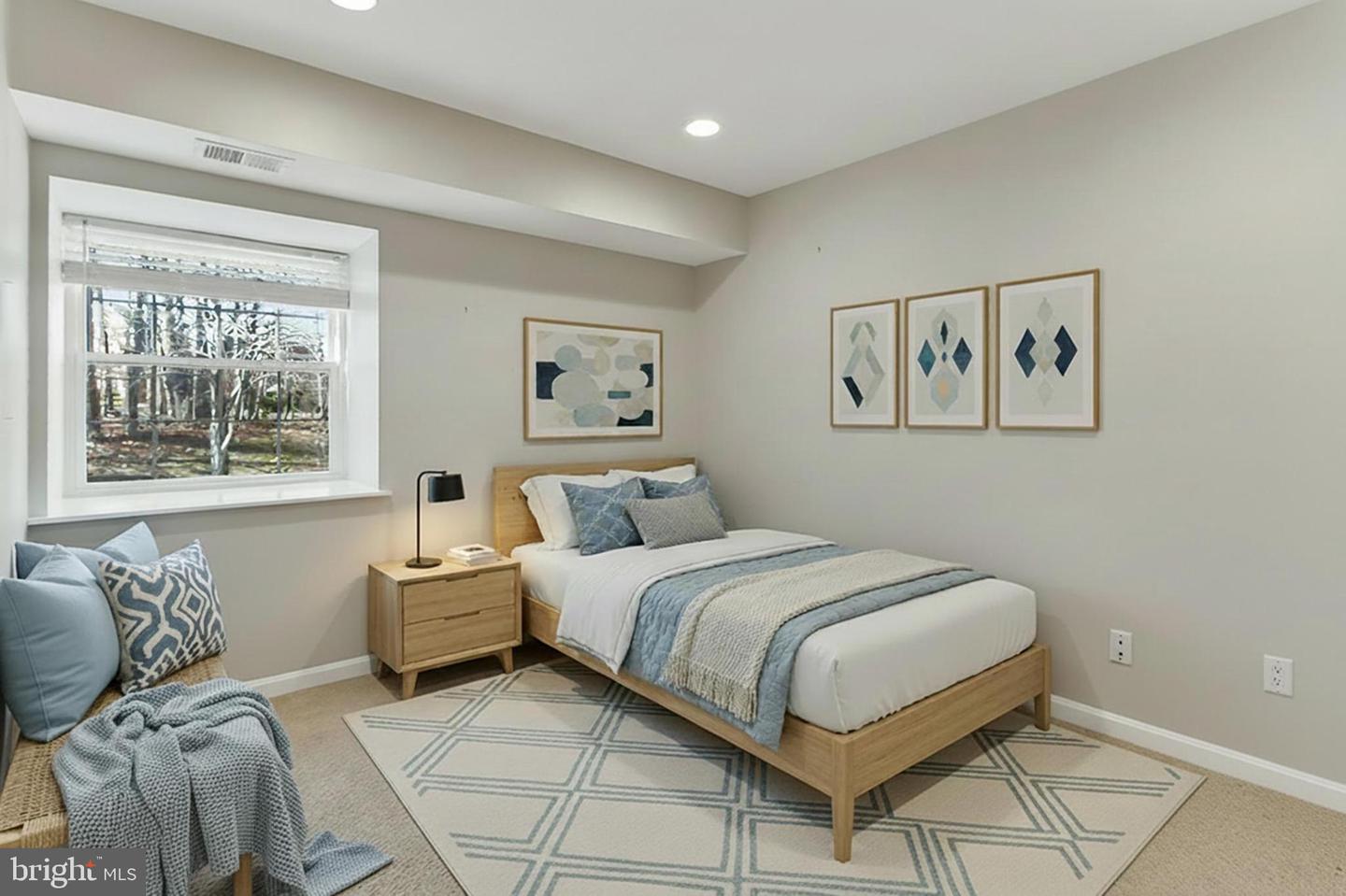 5833 COVE LANDING RD #304, BURKE, Virginia 22015, 2 Bedrooms Bedrooms, 7 Rooms Rooms,2 BathroomsBathrooms,Residential,For sale,5833 COVE LANDING RD #304,VAFX2285130 MLS # VAFX2285130