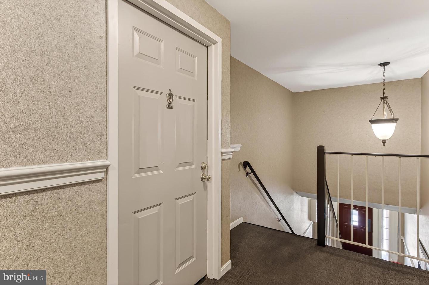 5833 COVE LANDING RD #304, BURKE, Virginia 22015, 2 Bedrooms Bedrooms, 7 Rooms Rooms,2 BathroomsBathrooms,Residential,For sale,5833 COVE LANDING RD #304,VAFX2285130 MLS # VAFX2285130