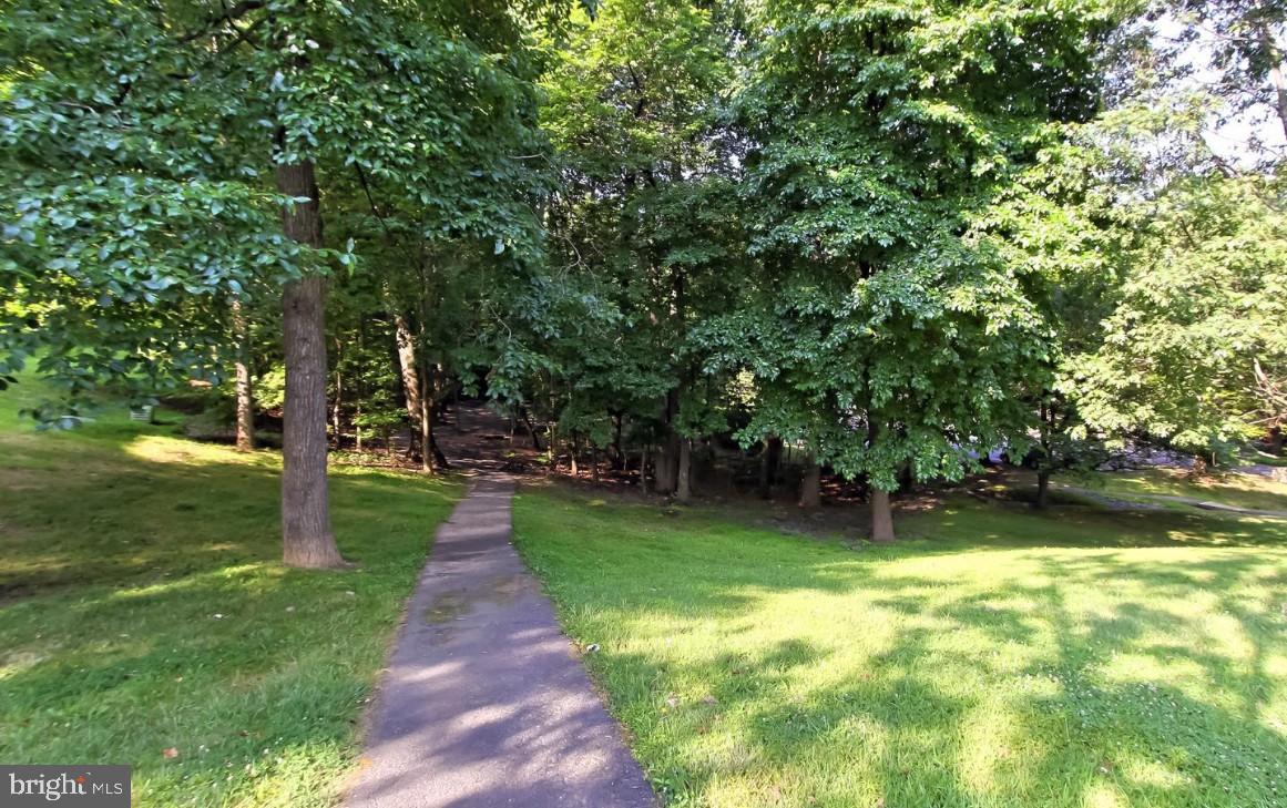 5833 COVE LANDING RD #304, BURKE, Virginia 22015, 2 Bedrooms Bedrooms, 7 Rooms Rooms,2 BathroomsBathrooms,Residential,For sale,5833 COVE LANDING RD #304,VAFX2285130 MLS # VAFX2285130