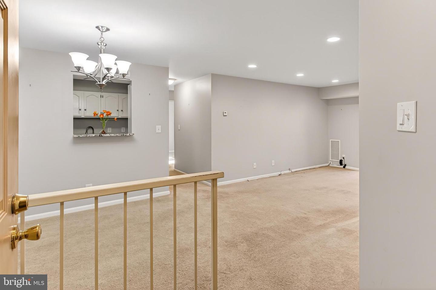 5833 COVE LANDING RD #304, BURKE, Virginia 22015, 2 Bedrooms Bedrooms, 7 Rooms Rooms,2 BathroomsBathrooms,Residential,For sale,5833 COVE LANDING RD #304,VAFX2285130 MLS # VAFX2285130