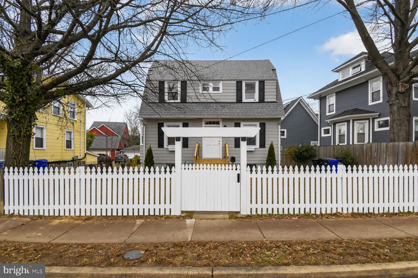 1726 N VEITCH ST, ARLINGTON, Virginia 22201, 3 Bedrooms Bedrooms, ,4 BathroomsBathrooms,Residential,For sale,1726 N VEITCH ST,VAAR2067618 MLS # VAAR2067618 1726 N VEITCH ST, ARLINGTON, Virginia 22201, 3 Bedrooms Bedrooms, ,4 BathroomsBathrooms,Residential,For sale,1726 N VEITCH ST,VAAR2067618 MLS # VAAR2067618