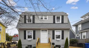 1726 N VEITCH ST, ARLINGTON, Virginia 22201, 3 Bedrooms Bedrooms, ,4 BathroomsBathrooms,Residential,For sale,1726 N VEITCH ST,VAAR2067618 MLS # VAAR2067618