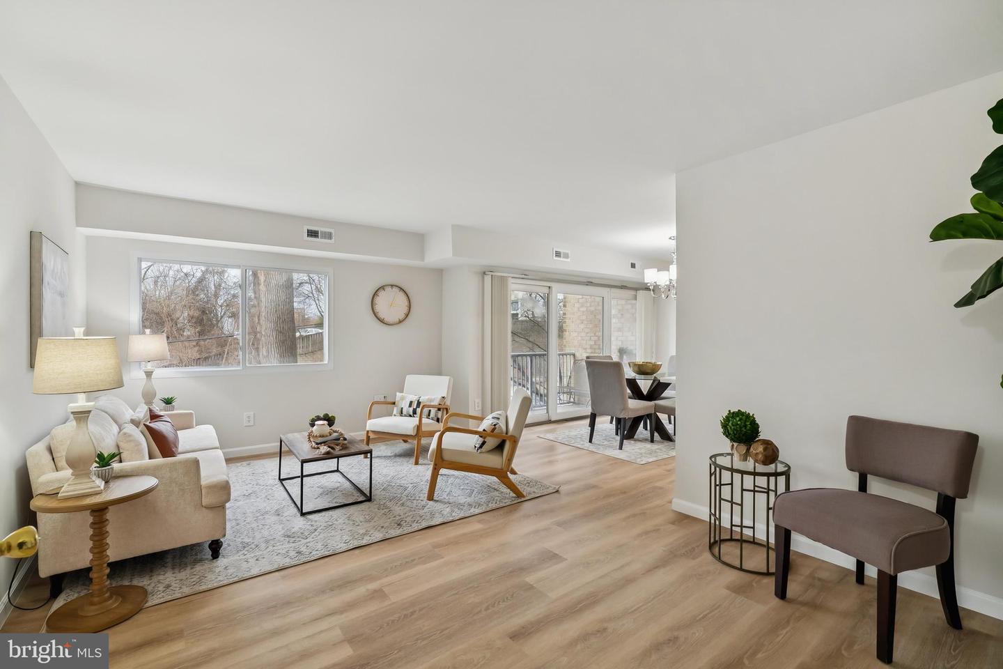 8006 CHANUTE PL #17/8, FALLS CHURCH, Virginia 22042, 3 Bedrooms Bedrooms, ,1 BathroomBathrooms,Residential,For sale,8006 CHANUTE PL #17/8,VAFX2285268 MLS # VAFX2285268 8006 CHANUTE PL #17/8, FALLS CHURCH, Virginia 22042, 3 Bedrooms Bedrooms, ,1 BathroomBathrooms,Residential,For sale,8006 CHANUTE PL #17/8,VAFX2285268 MLS # VAFX2285268