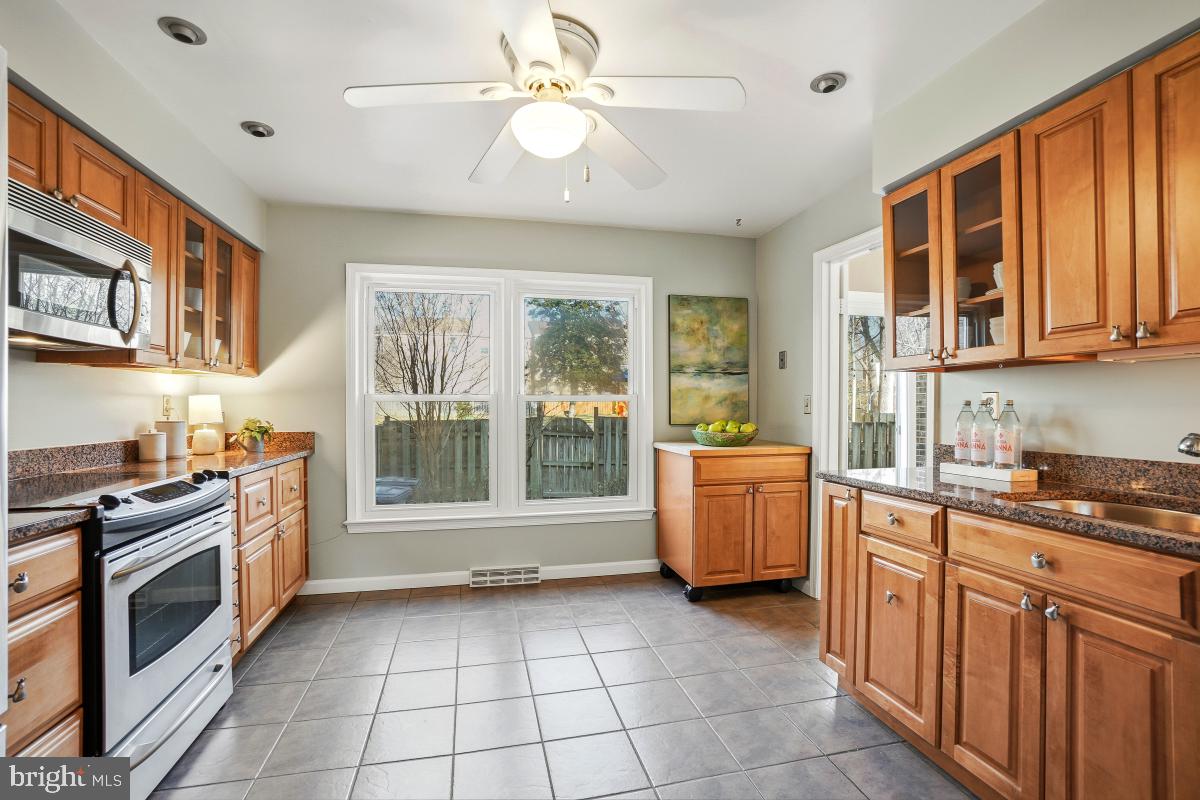 9108 SUEDE CT, FAIRFAX, Virginia 22031, 3 Bedrooms Bedrooms, ,3 BathroomsBathrooms,Residential,For sale,9108 SUEDE CT,VAFX2285304 MLS # VAFX2285304