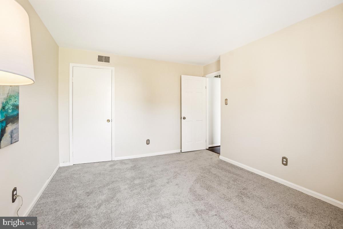 9108 SUEDE CT, FAIRFAX, Virginia 22031, 3 Bedrooms Bedrooms, ,3 BathroomsBathrooms,Residential,For sale,9108 SUEDE CT,VAFX2285304 MLS # VAFX2285304