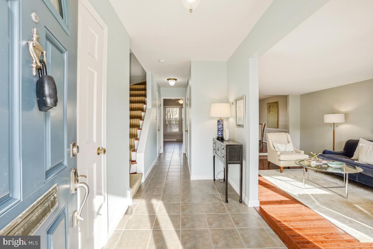 9108 SUEDE CT, FAIRFAX, Virginia 22031, 3 Bedrooms Bedrooms, ,3 BathroomsBathrooms,Residential,For sale,9108 SUEDE CT,VAFX2285304 MLS # VAFX2285304