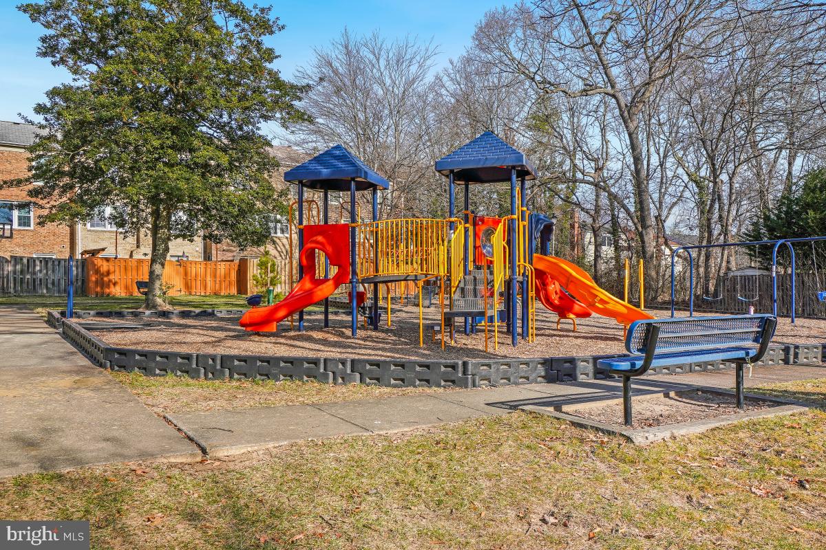 9108 SUEDE CT, FAIRFAX, Virginia 22031, 3 Bedrooms Bedrooms, ,3 BathroomsBathrooms,Residential,For sale,9108 SUEDE CT,VAFX2285304 MLS # VAFX2285304