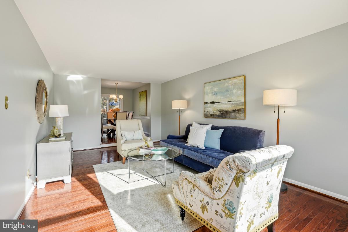 9108 SUEDE CT, FAIRFAX, Virginia 22031, 3 Bedrooms Bedrooms, ,3 BathroomsBathrooms,Residential,For sale,9108 SUEDE CT,VAFX2285304 MLS # VAFX2285304