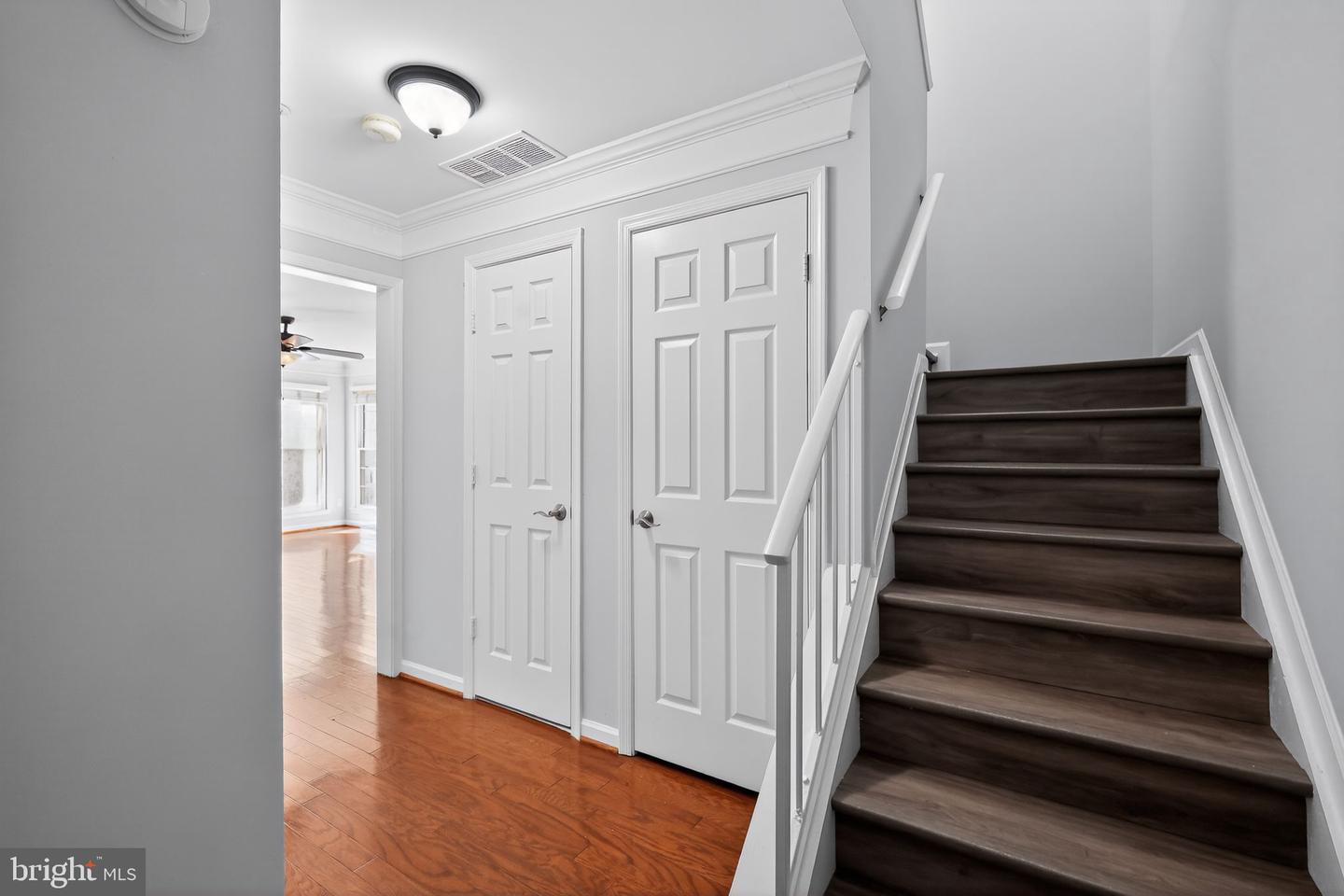 2816 EMMA LEE ST #301, FALLS CHURCH, Virginia 22042, 2 Bedrooms Bedrooms, ,2 BathroomsBathrooms,Residential,For sale,2816 EMMA LEE ST #301,VAFX2285328 MLS # VAFX2285328 2816 EMMA LEE ST #301, FALLS CHURCH, Virginia 22042, 2 Bedrooms Bedrooms, ,2 BathroomsBathrooms,Residential,For sale,2816 EMMA LEE ST #301,VAFX2285328 MLS # VAFX2285328