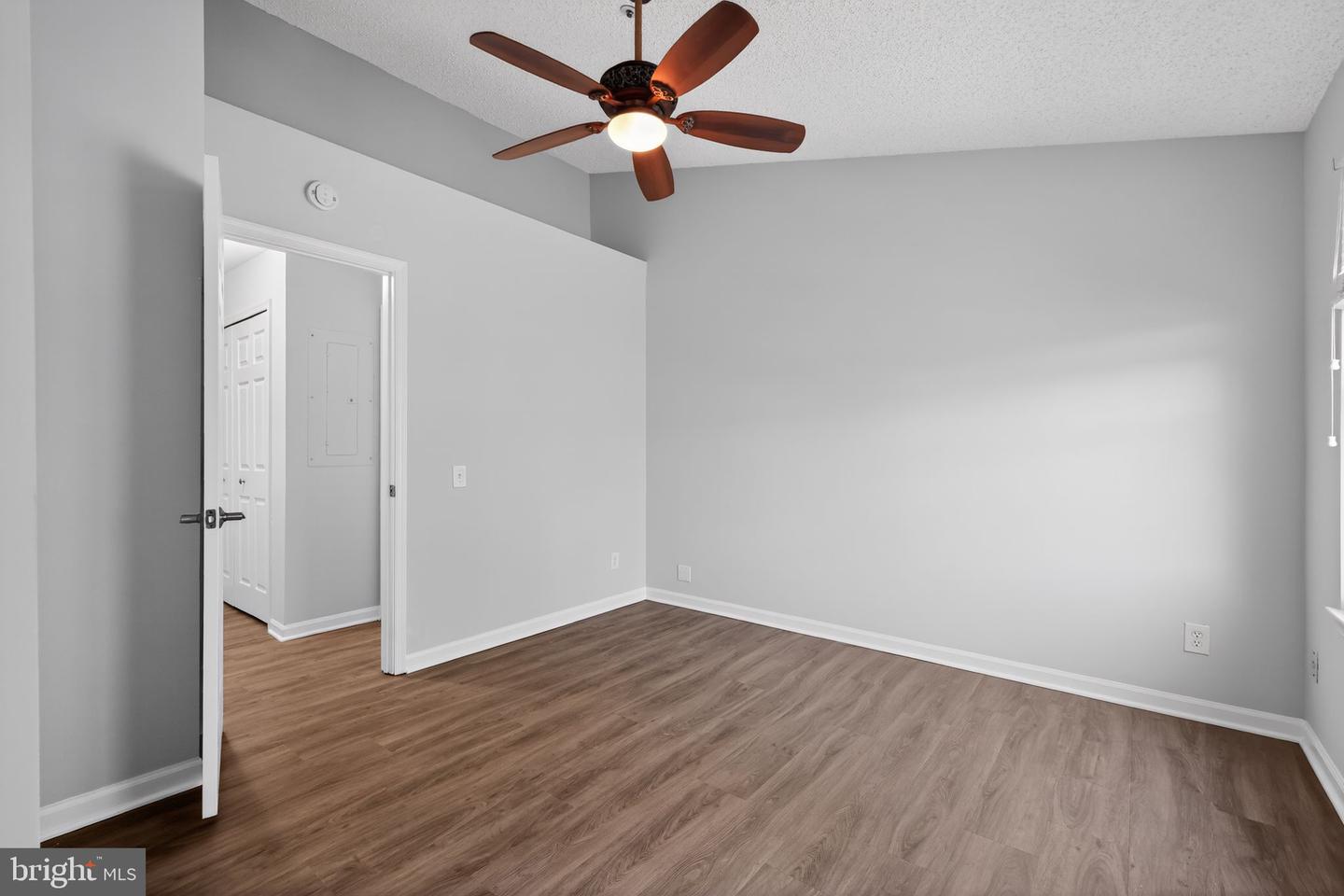 2816 EMMA LEE ST #301, FALLS CHURCH, Virginia 22042, 2 Bedrooms Bedrooms, ,2 BathroomsBathrooms,Residential,For sale,2816 EMMA LEE ST #301,VAFX2285328 MLS # VAFX2285328 2816 EMMA LEE ST #301, FALLS CHURCH, Virginia 22042, 2 Bedrooms Bedrooms, ,2 BathroomsBathrooms,Residential,For sale,2816 EMMA LEE ST #301,VAFX2285328 MLS # VAFX2285328