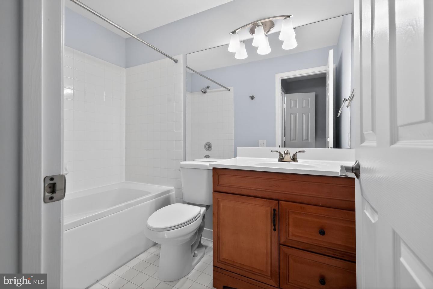 2816 EMMA LEE ST #301, FALLS CHURCH, Virginia 22042, 2 Bedrooms Bedrooms, ,2 BathroomsBathrooms,Residential,For sale,2816 EMMA LEE ST #301,VAFX2285328 MLS # VAFX2285328 2816 EMMA LEE ST #301, FALLS CHURCH, Virginia 22042, 2 Bedrooms Bedrooms, ,2 BathroomsBathrooms,Residential,For sale,2816 EMMA LEE ST #301,VAFX2285328 MLS # VAFX2285328