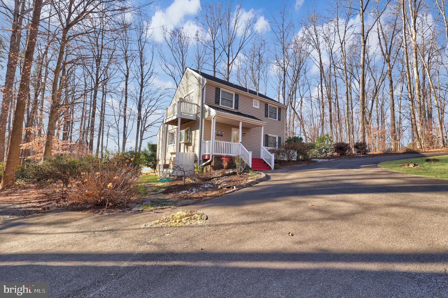 11800 DUKES DR, BUMPASS, Virginia 23024, 4 Bedrooms Bedrooms, ,3 BathroomsBathrooms,Residential,For sale,11800 DUKES DR,VASP2038568 MLS # VASP2038568