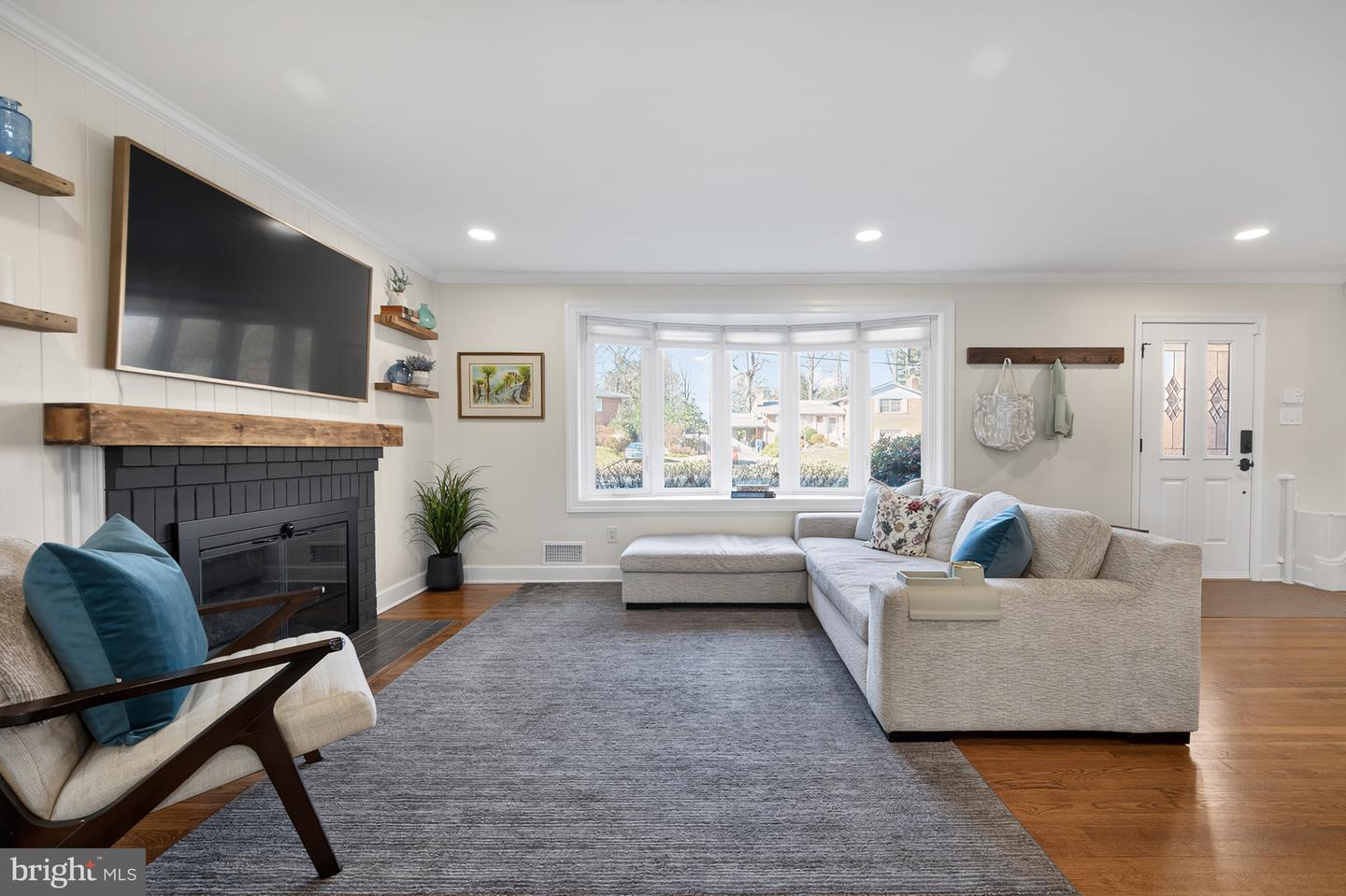 3809 MOSS DR, ANNANDALE, Virginia 22003, 3 Bedrooms Bedrooms, 10 Rooms Rooms,3 BathroomsBathrooms,Residential,For sale,3809 MOSS DR,VAFX2285396 MLS # VAFX2285396 3809 MOSS DR, ANNANDALE, Virginia 22003, 3 Bedrooms Bedrooms, 10 Rooms Rooms,3 BathroomsBathrooms,Residential,For sale,3809 MOSS DR,VAFX2285396 MLS # VAFX2285396