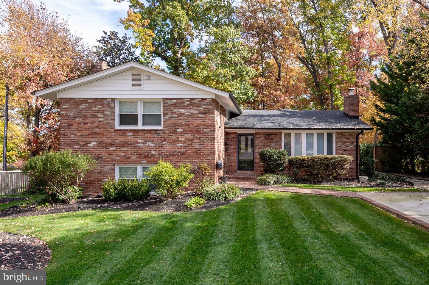 3809 MOSS DR, ANNANDALE, Virginia 22003, 3 Bedrooms Bedrooms, 10 Rooms Rooms,3 BathroomsBathrooms,Residential,For sale,3809 MOSS DR,VAFX2285396 MLS # VAFX2285396 3809 MOSS DR, ANNANDALE, Virginia 22003, 3 Bedrooms Bedrooms, 10 Rooms Rooms,3 BathroomsBathrooms,Residential,For sale,3809 MOSS DR,VAFX2285396 MLS # VAFX2285396