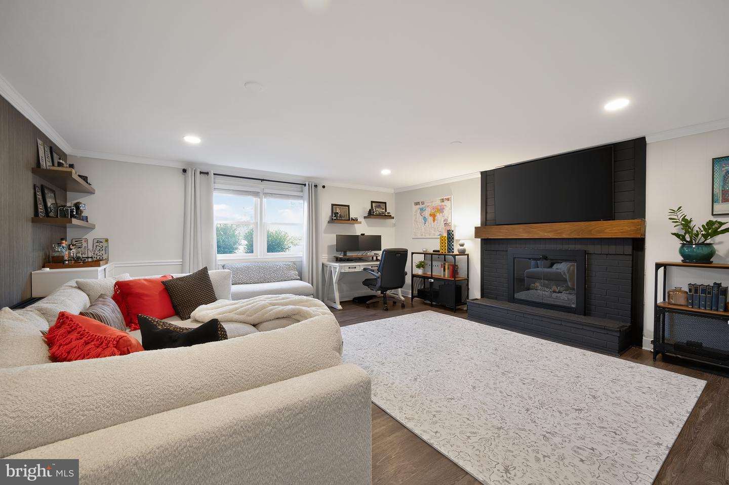 3809 MOSS DR, ANNANDALE, Virginia 22003, 3 Bedrooms Bedrooms, 10 Rooms Rooms,3 BathroomsBathrooms,Residential,For sale,3809 MOSS DR,VAFX2285396 MLS # VAFX2285396 3809 MOSS DR, ANNANDALE, Virginia 22003, 3 Bedrooms Bedrooms, 10 Rooms Rooms,3 BathroomsBathrooms,Residential,For sale,3809 MOSS DR,VAFX2285396 MLS # VAFX2285396