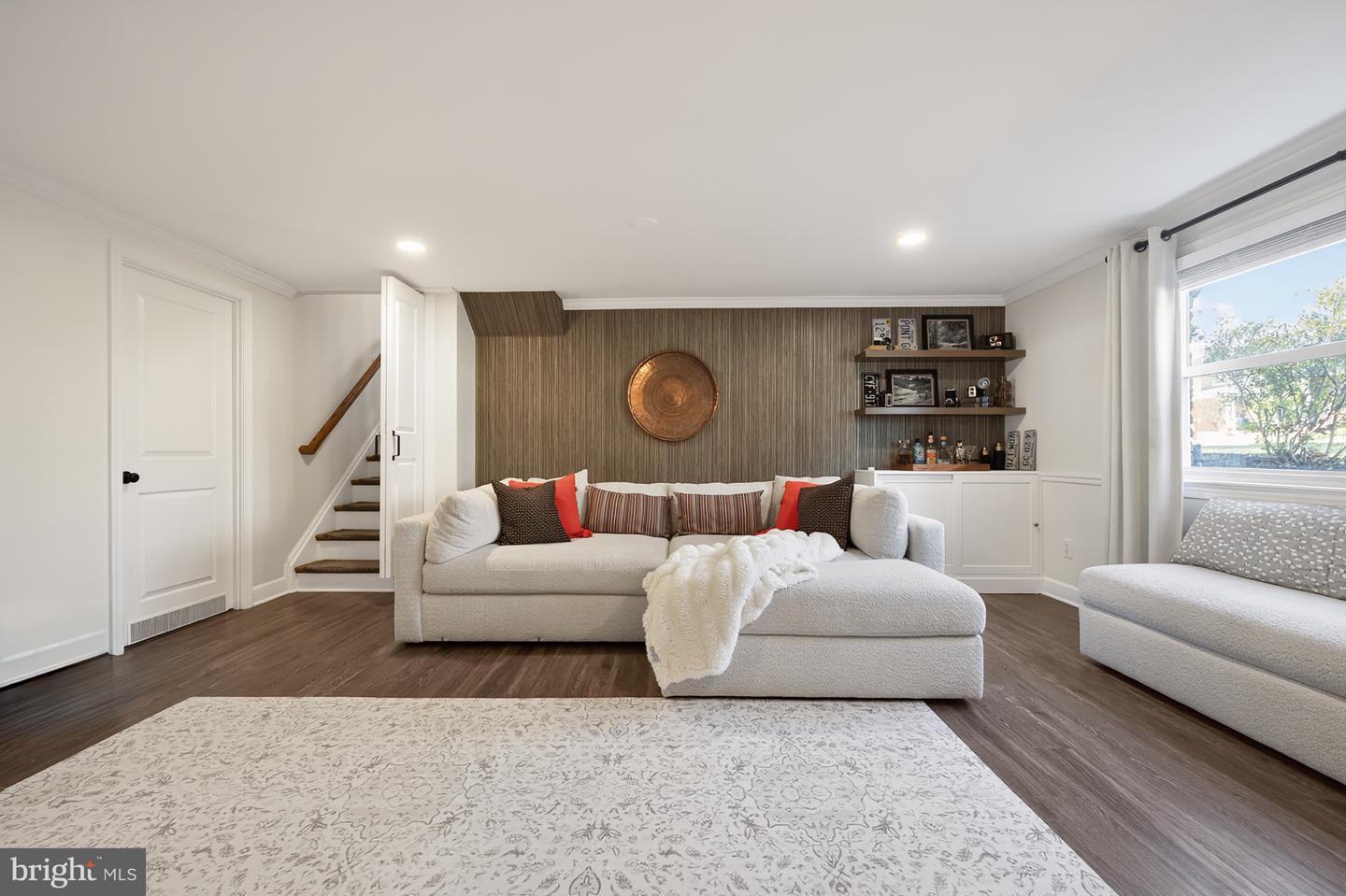 3809 MOSS DR, ANNANDALE, Virginia 22003, 3 Bedrooms Bedrooms, 10 Rooms Rooms,3 BathroomsBathrooms,Residential,For sale,3809 MOSS DR,VAFX2285396 MLS # VAFX2285396 3809 MOSS DR, ANNANDALE, Virginia 22003, 3 Bedrooms Bedrooms, 10 Rooms Rooms,3 BathroomsBathrooms,Residential,For sale,3809 MOSS DR,VAFX2285396 MLS # VAFX2285396