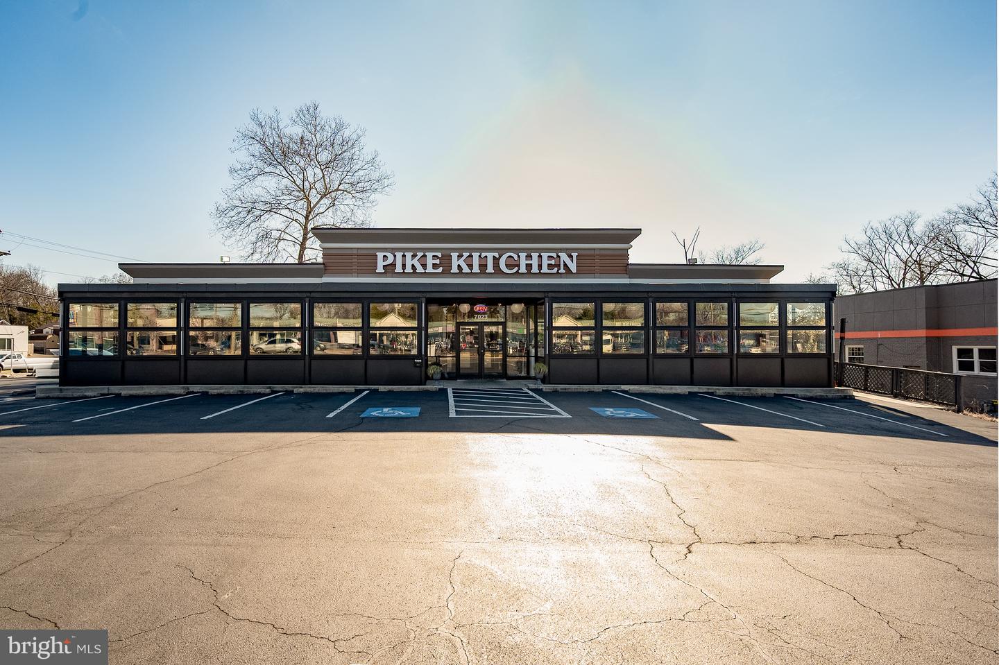 3809 MOSS DR, ANNANDALE, Virginia 22003, 3 Bedrooms Bedrooms, 10 Rooms Rooms,3 BathroomsBathrooms,Residential,For sale,3809 MOSS DR,VAFX2285396 MLS # VAFX2285396 3809 MOSS DR, ANNANDALE, Virginia 22003, 3 Bedrooms Bedrooms, 10 Rooms Rooms,3 BathroomsBathrooms,Residential,For sale,3809 MOSS DR,VAFX2285396 MLS # VAFX2285396