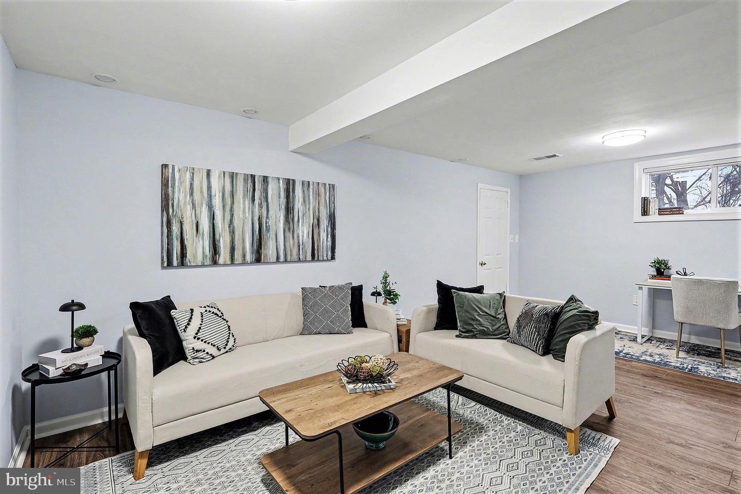 6722 S KINGS HWY, ALEXANDRIA, Virginia 22306, 3 Bedrooms Bedrooms, ,3 BathroomsBathrooms,Residential,For sale,6722 S KINGS HWY,VAFX2285428 MLS # VAFX2285428 6722 S KINGS HWY, ALEXANDRIA, Virginia 22306, 3 Bedrooms Bedrooms, ,3 BathroomsBathrooms,Residential,For sale,6722 S KINGS HWY,VAFX2285428 MLS # VAFX2285428