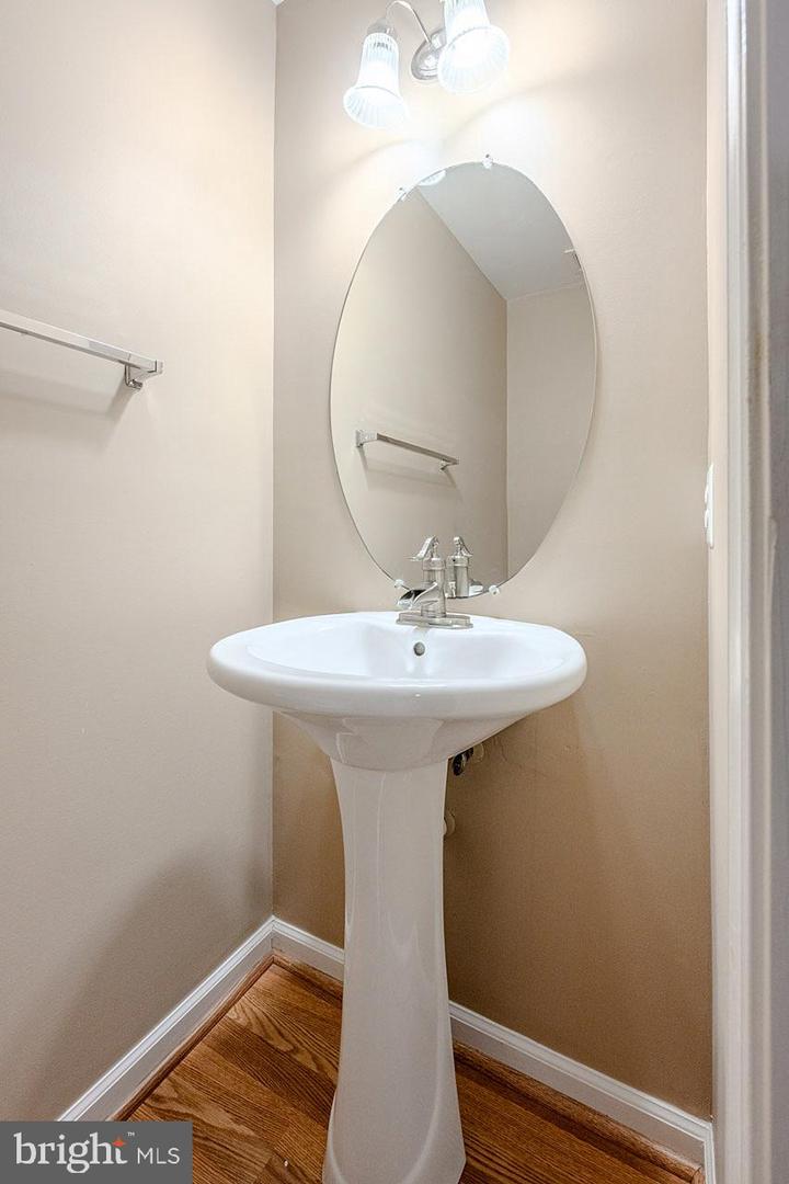 44179 TIPPECANOE TER, ASHBURN, Virginia 20147, 3 Bedrooms Bedrooms, ,2 BathroomsBathrooms,Residential,For sale,44179 TIPPECANOE TER,VALO2113862 MLS # VALO2113862 44179 TIPPECANOE TER, ASHBURN, Virginia 20147, 3 Bedrooms Bedrooms, ,2 BathroomsBathrooms,Residential,For sale,44179 TIPPECANOE TER,VALO2113862 MLS # VALO2113862