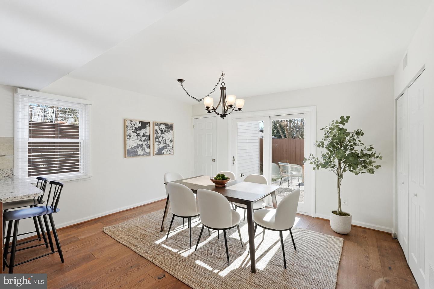 27 E HOWELL AVE, ALEXANDRIA, Virginia 22301, 3 Bedrooms Bedrooms, ,2 BathroomsBathrooms,Residential,For sale,27 E HOWELL AVE,VAAX2053086 MLS # VAAX2053086 27 E HOWELL AVE, ALEXANDRIA, Virginia 22301, 3 Bedrooms Bedrooms, ,2 BathroomsBathrooms,Residential,For sale,27 E HOWELL AVE,VAAX2053086 MLS # VAAX2053086