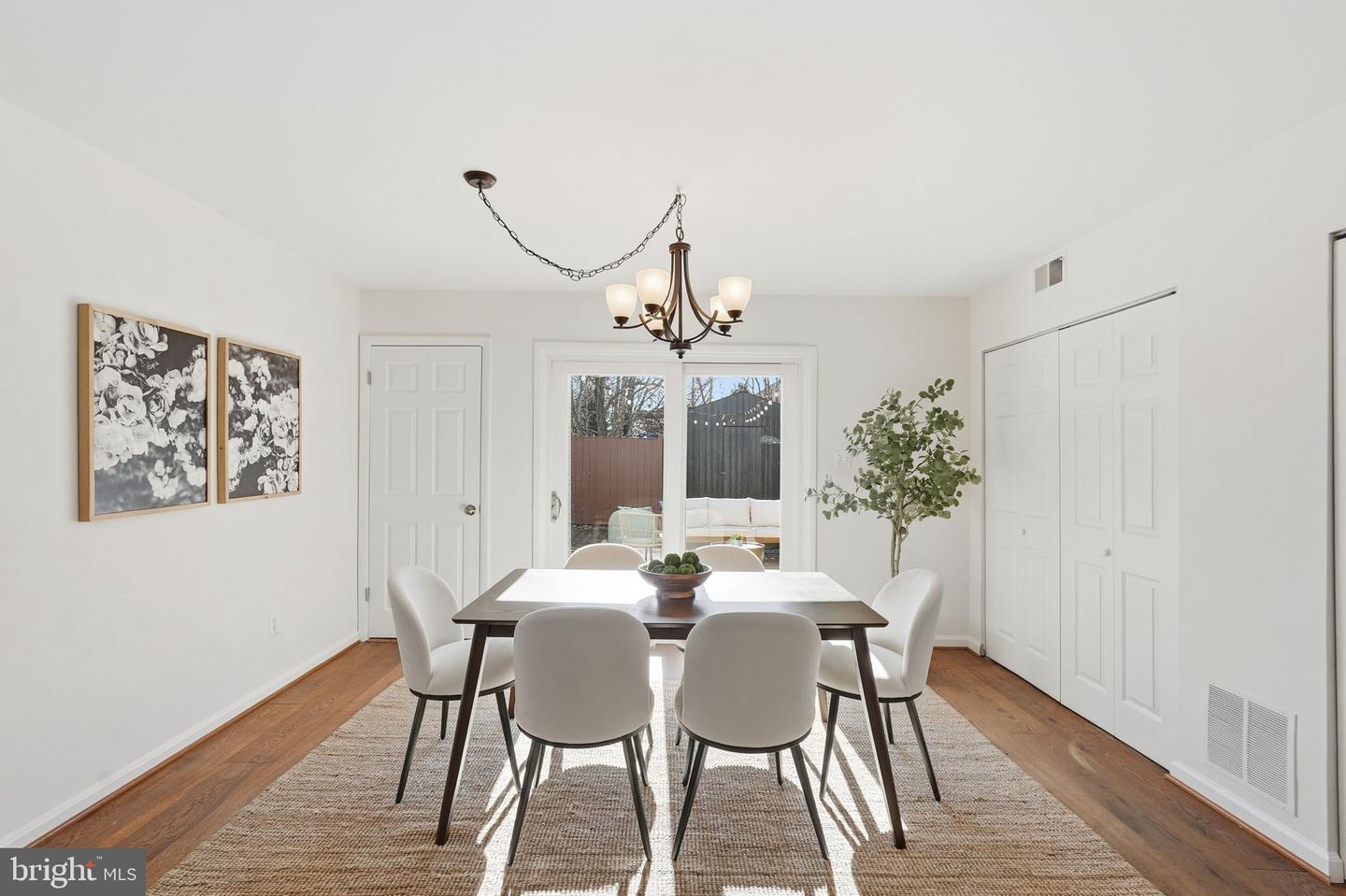 27 E HOWELL AVE, ALEXANDRIA, Virginia 22301, 3 Bedrooms Bedrooms, ,2 BathroomsBathrooms,Residential,For sale,27 E HOWELL AVE,VAAX2053086 MLS # VAAX2053086 27 E HOWELL AVE, ALEXANDRIA, Virginia 22301, 3 Bedrooms Bedrooms, ,2 BathroomsBathrooms,Residential,For sale,27 E HOWELL AVE,VAAX2053086 MLS # VAAX2053086