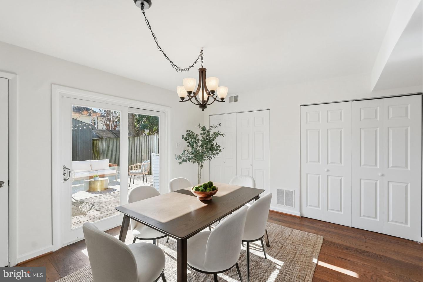 27 E HOWELL AVE, ALEXANDRIA, Virginia 22301, 3 Bedrooms Bedrooms, ,2 BathroomsBathrooms,Residential,For sale,27 E HOWELL AVE,VAAX2053086 MLS # VAAX2053086 27 E HOWELL AVE, ALEXANDRIA, Virginia 22301, 3 Bedrooms Bedrooms, ,2 BathroomsBathrooms,Residential,For sale,27 E HOWELL AVE,VAAX2053086 MLS # VAAX2053086