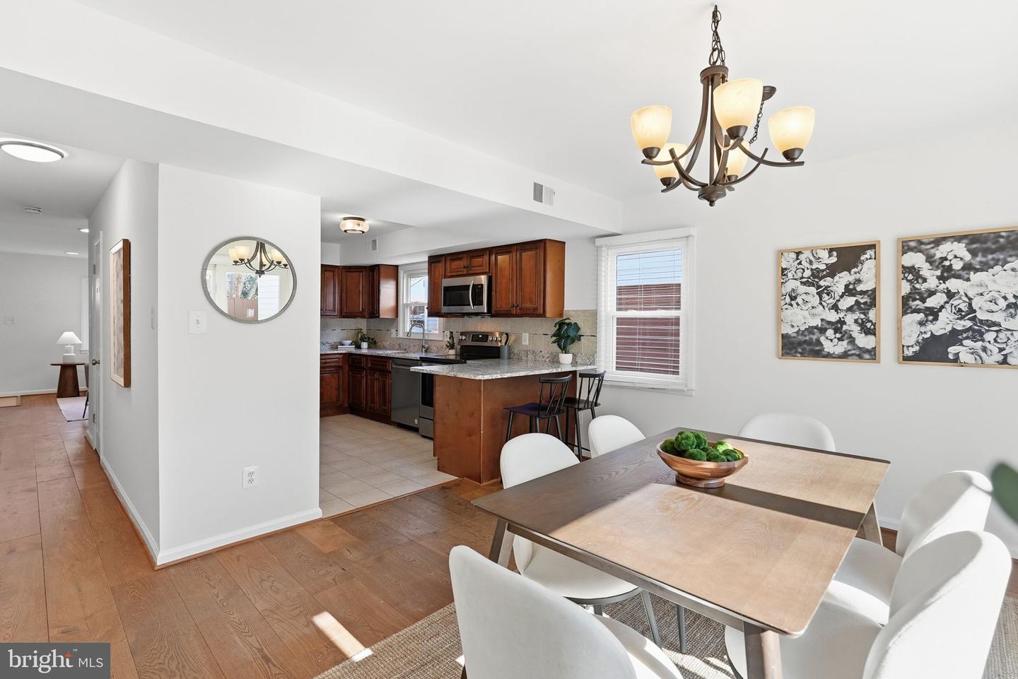 27 E HOWELL AVE, ALEXANDRIA, Virginia 22301, 3 Bedrooms Bedrooms, ,2 BathroomsBathrooms,Residential,For sale,27 E HOWELL AVE,VAAX2053086 MLS # VAAX2053086 27 E HOWELL AVE, ALEXANDRIA, Virginia 22301, 3 Bedrooms Bedrooms, ,2 BathroomsBathrooms,Residential,For sale,27 E HOWELL AVE,VAAX2053086 MLS # VAAX2053086