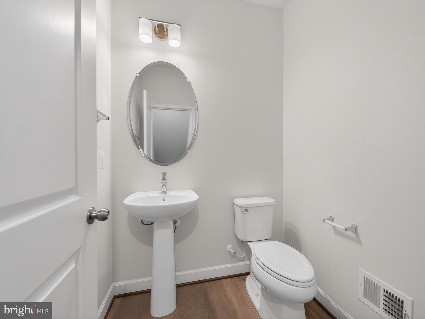 4380 FAIR LAKES CT, FAIRFAX, Virginia 22033, 3 Bedrooms Bedrooms, ,3 BathroomsBathrooms,Residential,For sale,4380 FAIR LAKES CT,VAFX2285498 MLS # VAFX2285498 4380 FAIR LAKES CT, FAIRFAX, Virginia 22033, 3 Bedrooms Bedrooms, ,3 BathroomsBathrooms,Residential,For sale,4380 FAIR LAKES CT,VAFX2285498 MLS # VAFX2285498