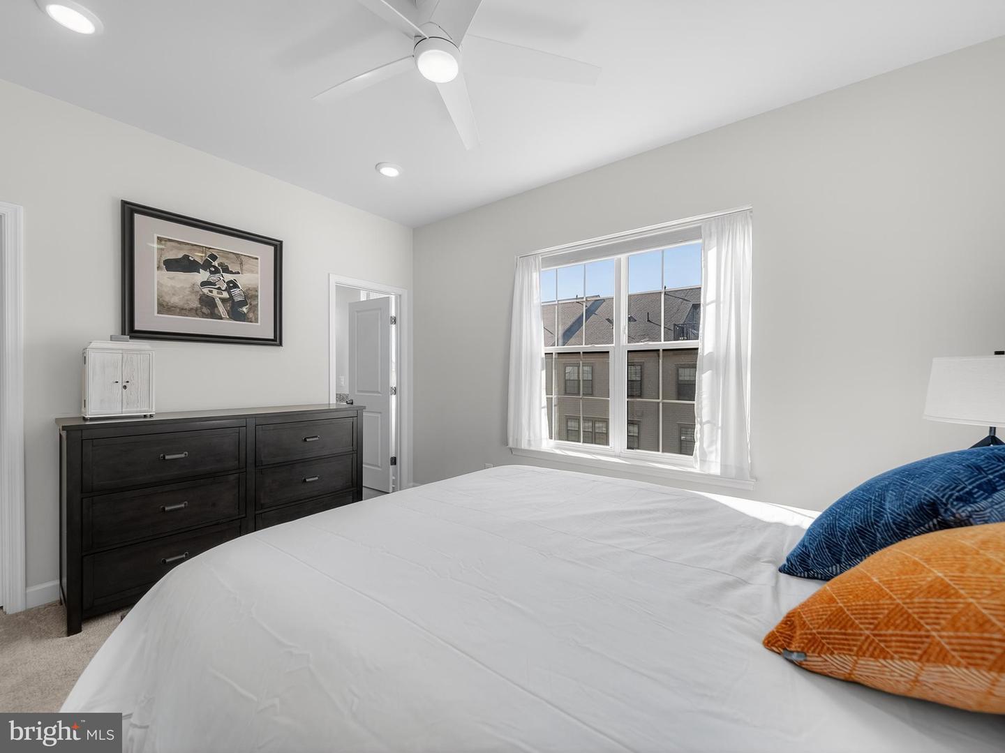 4380 FAIR LAKES CT, FAIRFAX, Virginia 22033, 3 Bedrooms Bedrooms, ,3 BathroomsBathrooms,Residential,For sale,4380 FAIR LAKES CT,VAFX2285498 MLS # VAFX2285498 4380 FAIR LAKES CT, FAIRFAX, Virginia 22033, 3 Bedrooms Bedrooms, ,3 BathroomsBathrooms,Residential,For sale,4380 FAIR LAKES CT,VAFX2285498 MLS # VAFX2285498