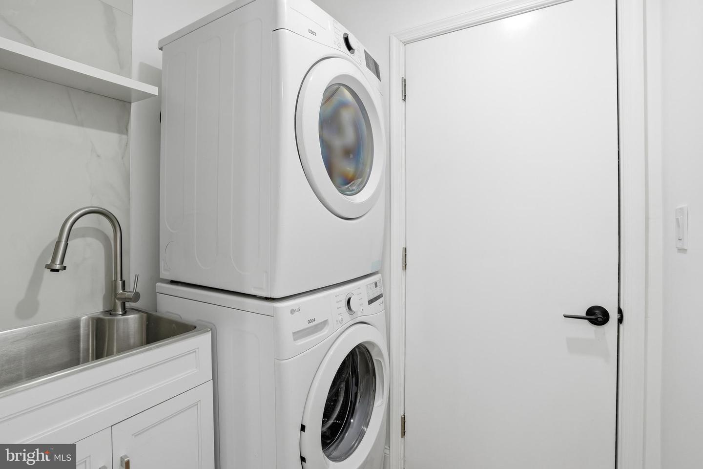 10704 HOWERTON AVE, FAIRFAX, Virginia 22030, 4 Bedrooms Bedrooms, ,3 BathroomsBathrooms,Residential,For sale,10704 HOWERTON AVE,VAFC2007642 MLS # VAFC2007642