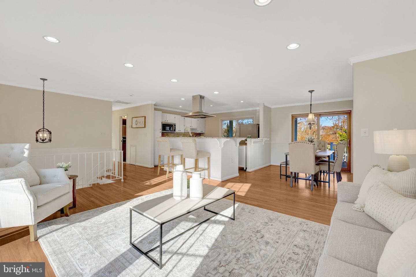 307 VALEVIEW CT NW, VIENNA, Virginia 22180, 4 Bedrooms Bedrooms, ,3 BathroomsBathrooms,Residential,For sale,307 VALEVIEW CT NW,VAFX2285528 MLS # VAFX2285528 307 VALEVIEW CT NW, VIENNA, Virginia 22180, 4 Bedrooms Bedrooms, ,3 BathroomsBathrooms,Residential,For sale,307 VALEVIEW CT NW,VAFX2285528 MLS # VAFX2285528